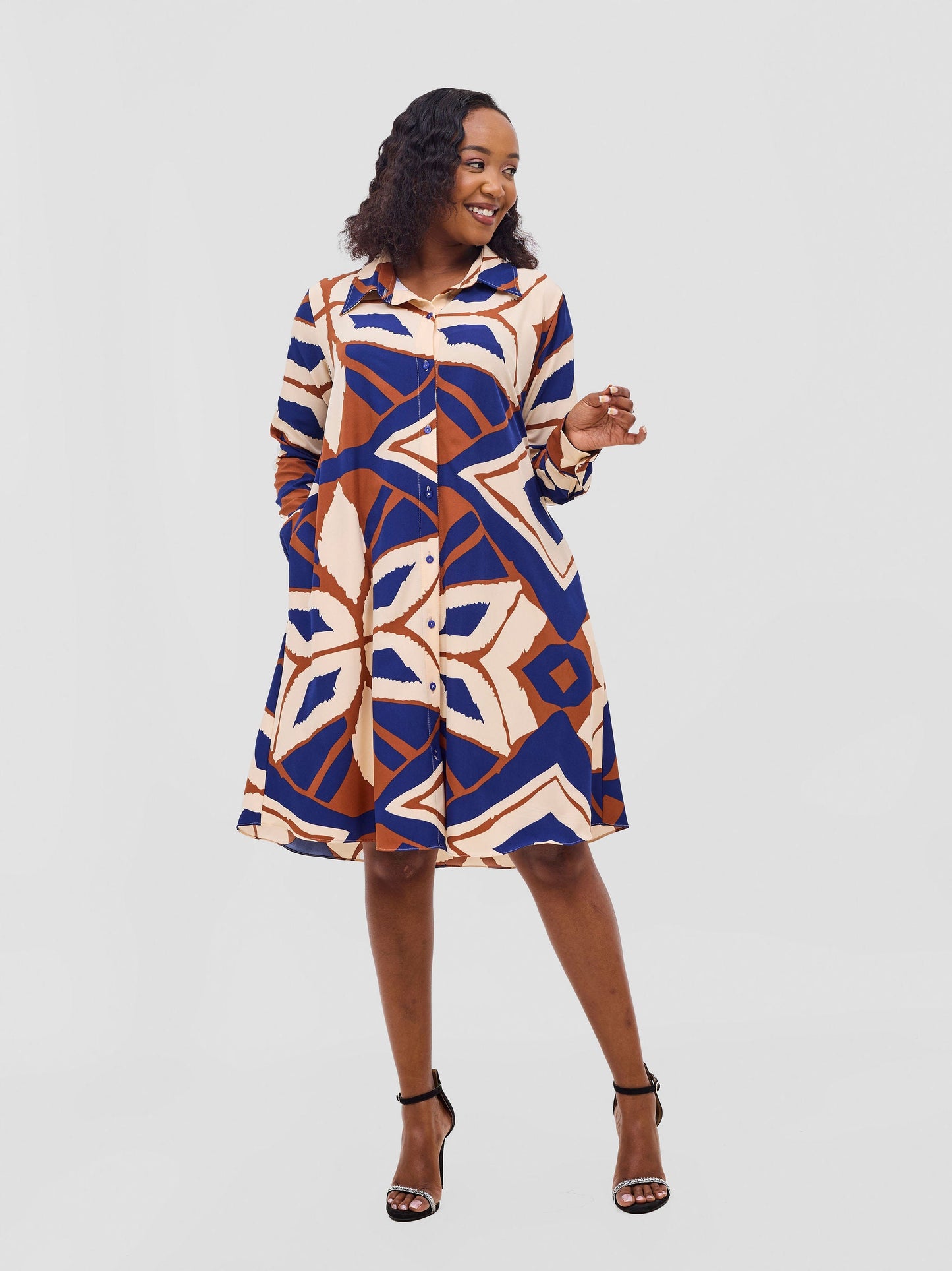Vivo Basic Long Sleeve Tent Shirt Dress - Cream / Navy Print