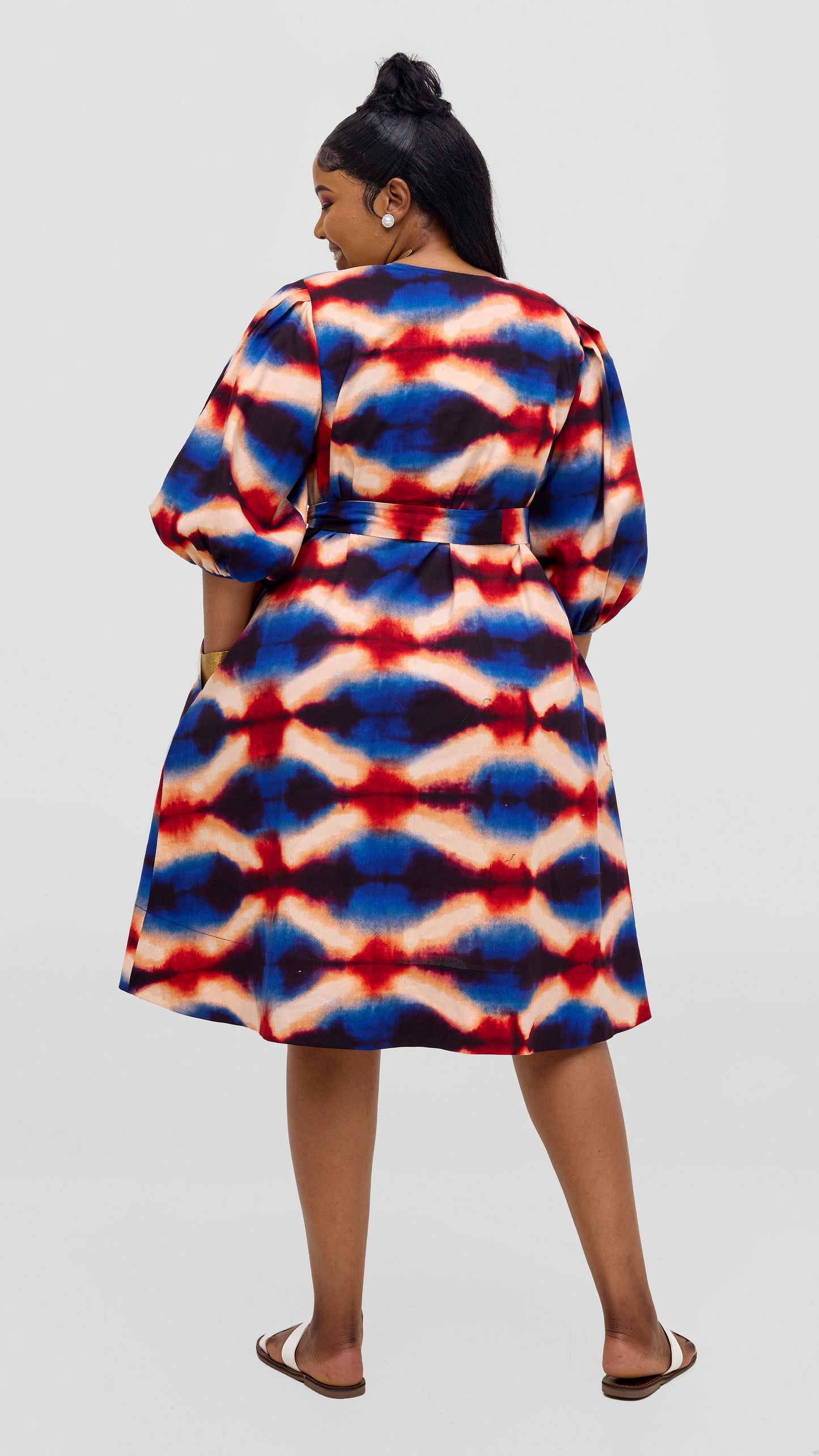 Safari Tara Bishop Sleeve Dress - Peach / Blue Sara Print