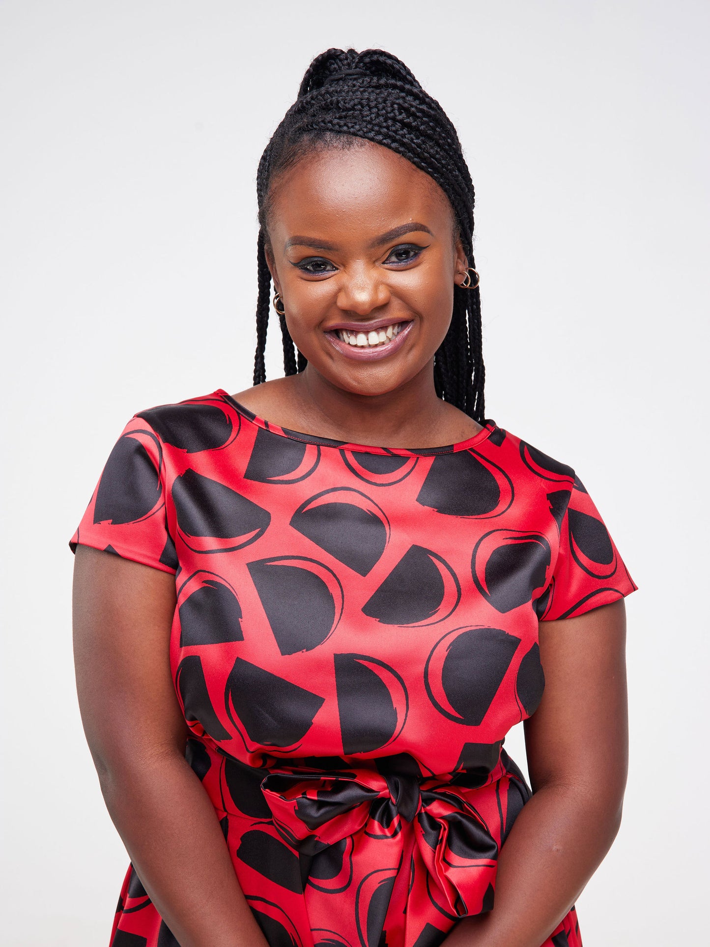 Vivo Basic Satin Cap Sleeve Knee Length Dress - Red / Black Abstract Print