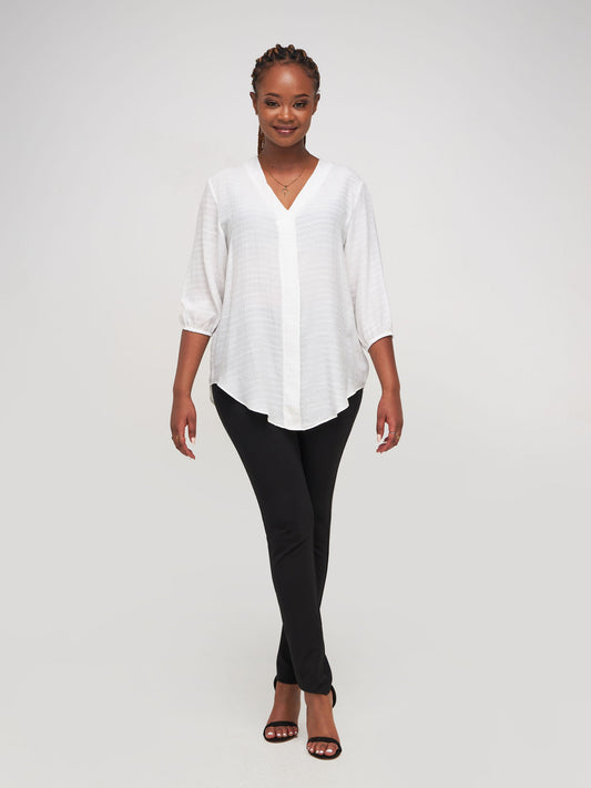 Vivo Laika 3/4 Bishop Sleeve Loose Top - White