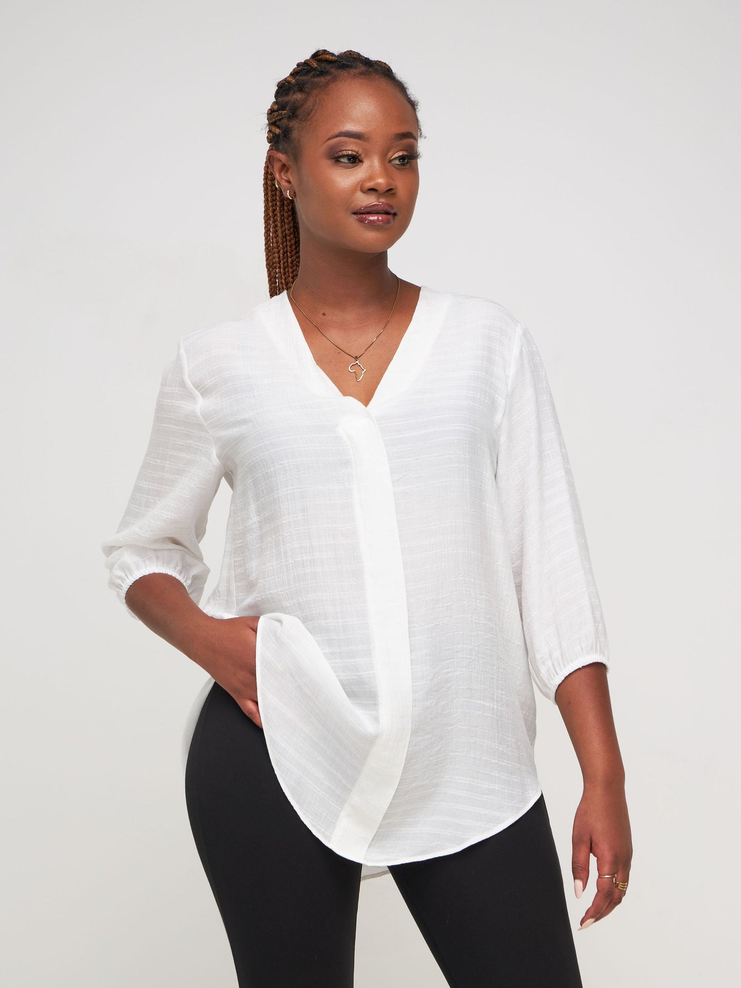 Vivo Laika 3/4 Bishop Sleeve Loose Top - White