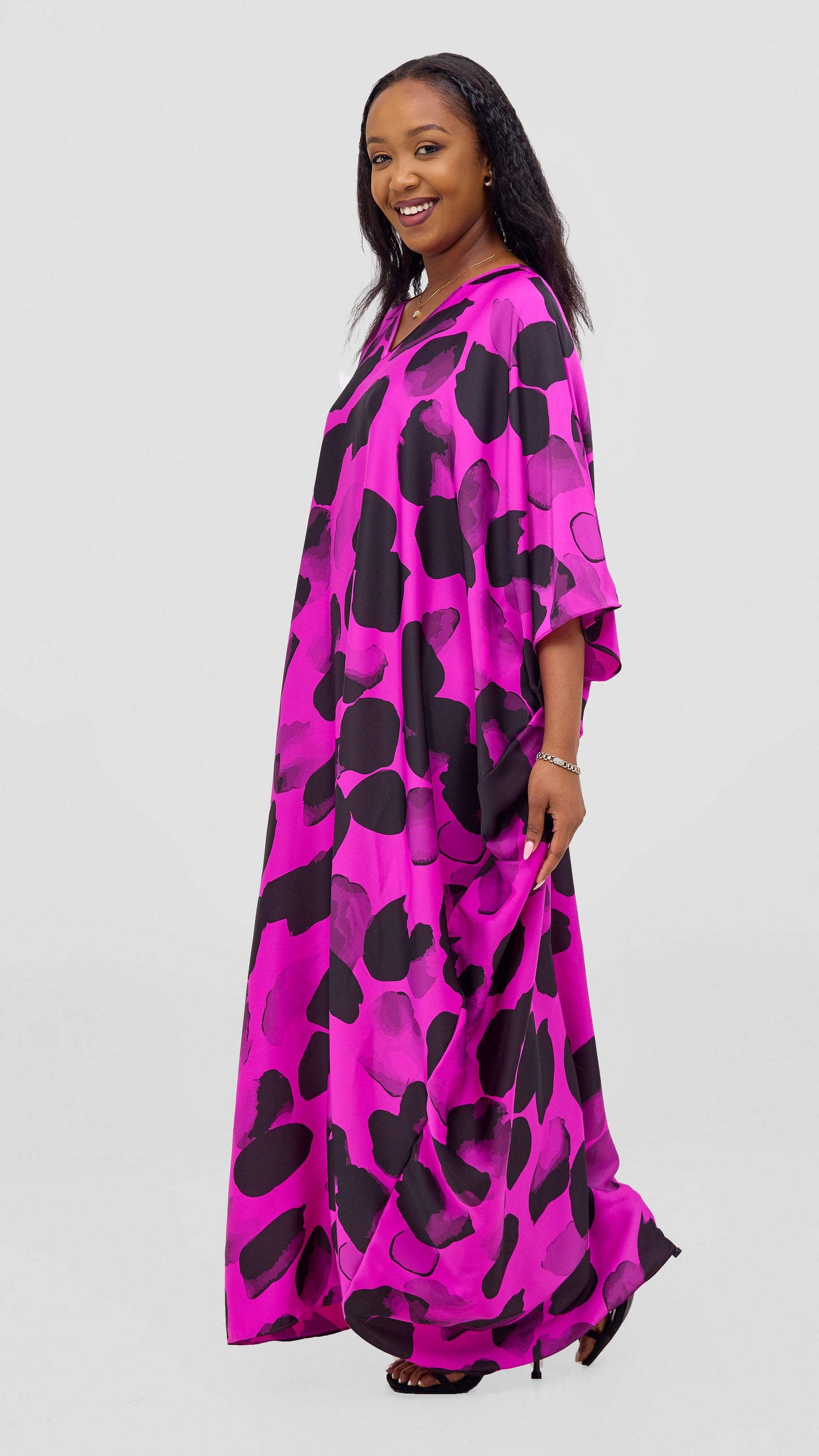Vivo Keza V-Neck Maxi Kaftan - Fuschia / Black Arisi Print