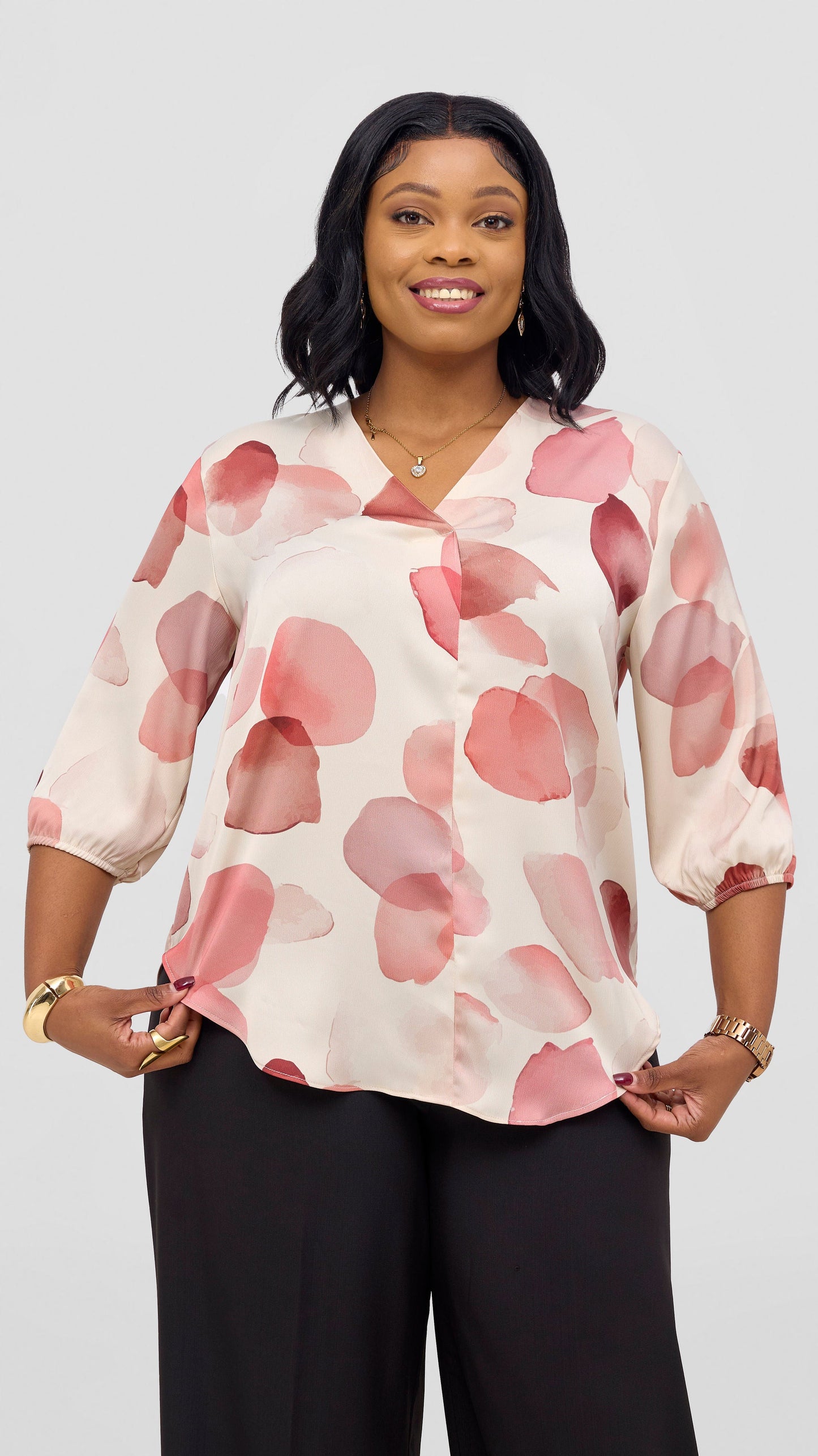 Vivo Dua 3/4 Sleeved V Neck Shirt - Buttermilk / Red Arisi Print