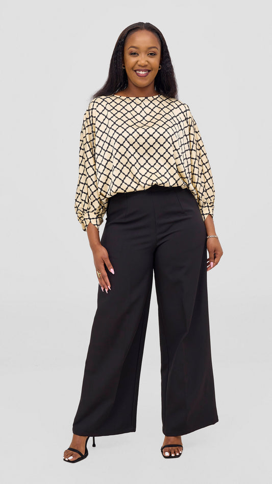 Vivo Sawari Crossed Cuff Batwing Top - Light  Cream / Black Print