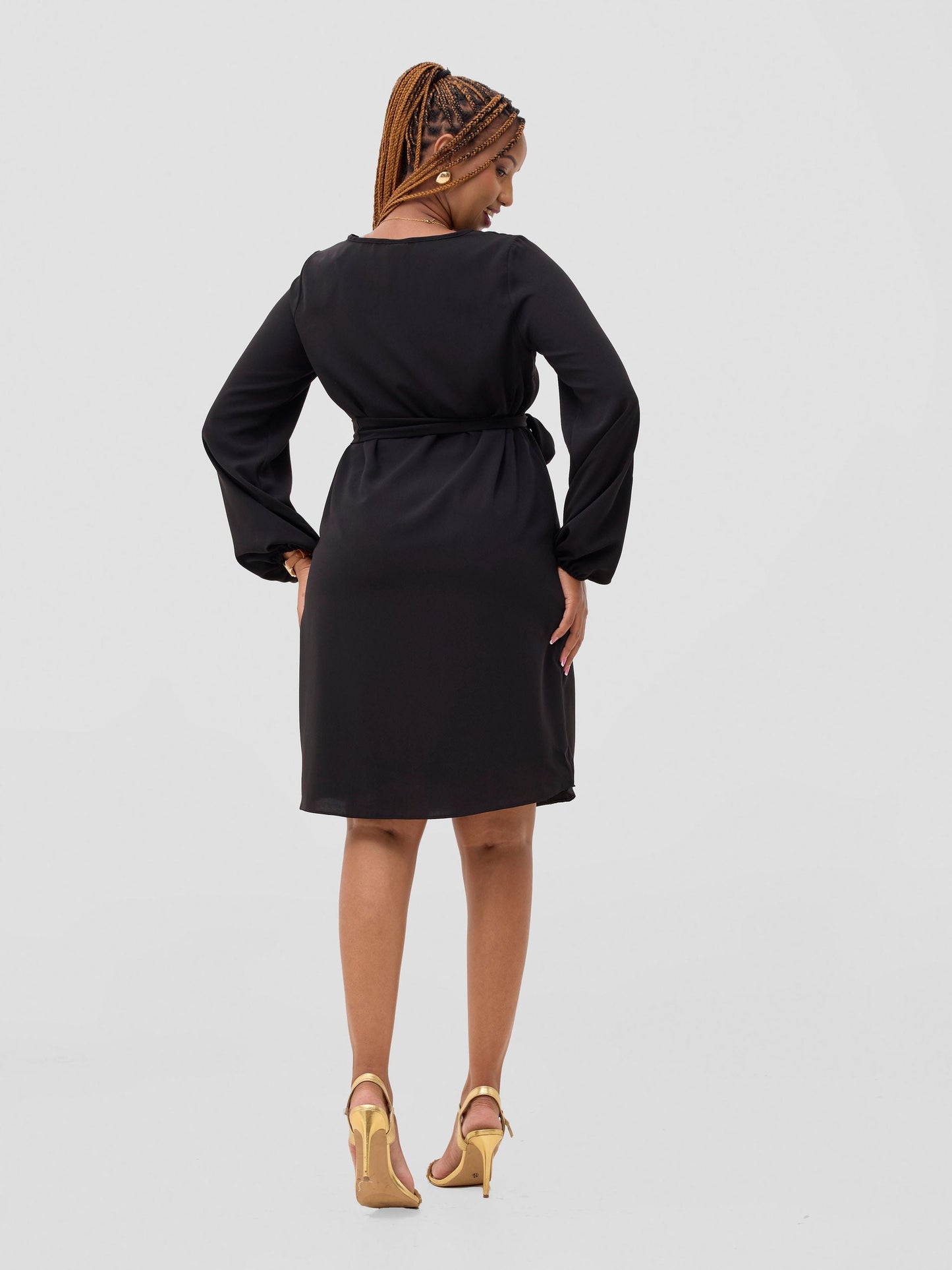 Vivo Zawadi Crepe Shift Dress - Black