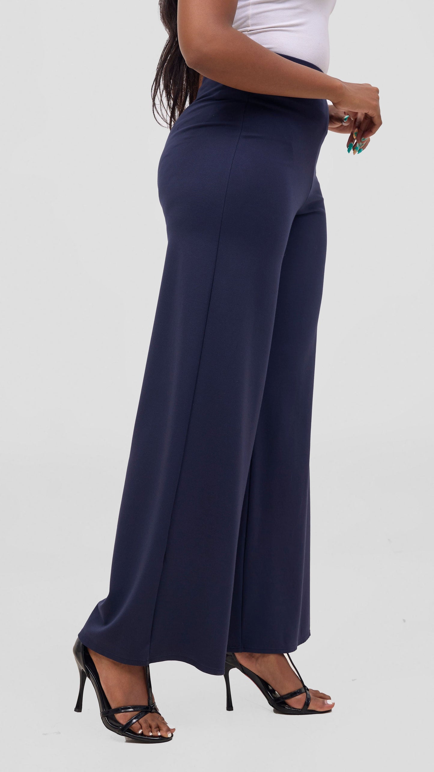 Vivo Aleri Wide Leg Pants in Ponte - Navy