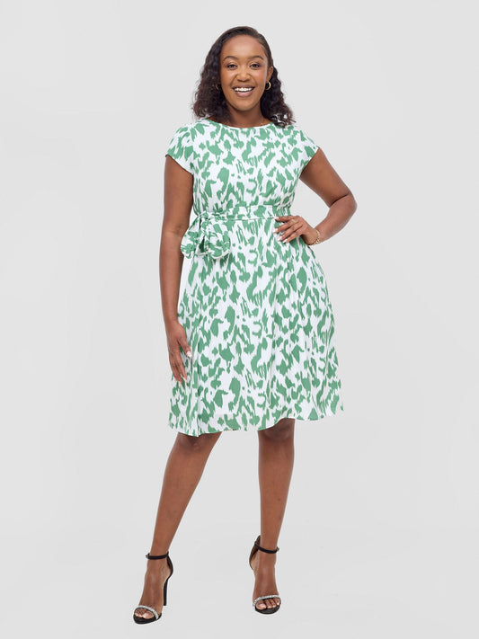 Vivo Basic Cap Sleeve Tent Knee Length Dress - Green / White Oken Print