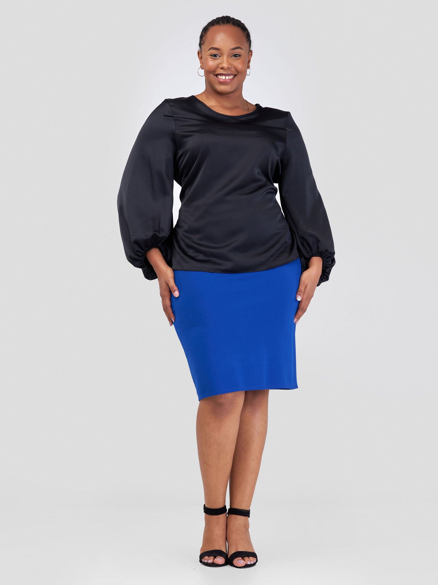 Vivo Izzy Satin Bishop Sleeve Top - Black