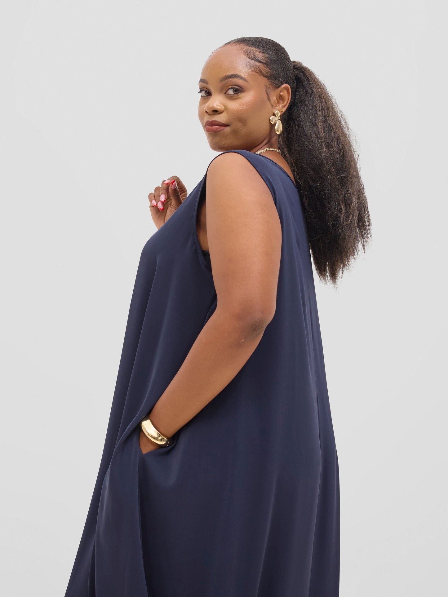 Vivo Seli Maxi Dress - Navy Blue