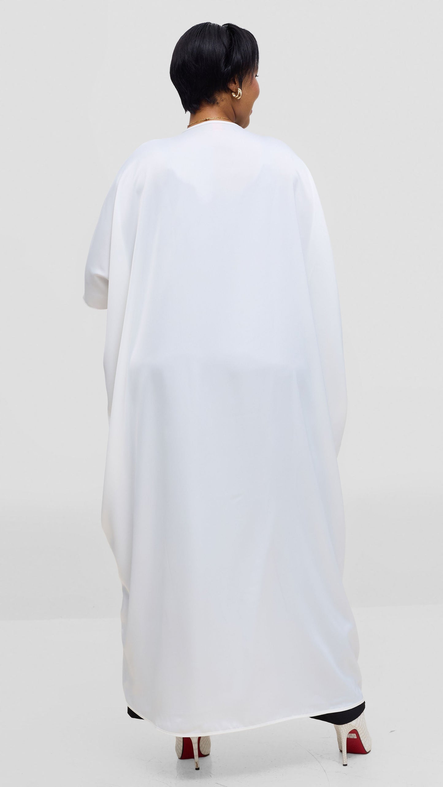 Vivo Essi Front Slit Maxi Top In Satin - White