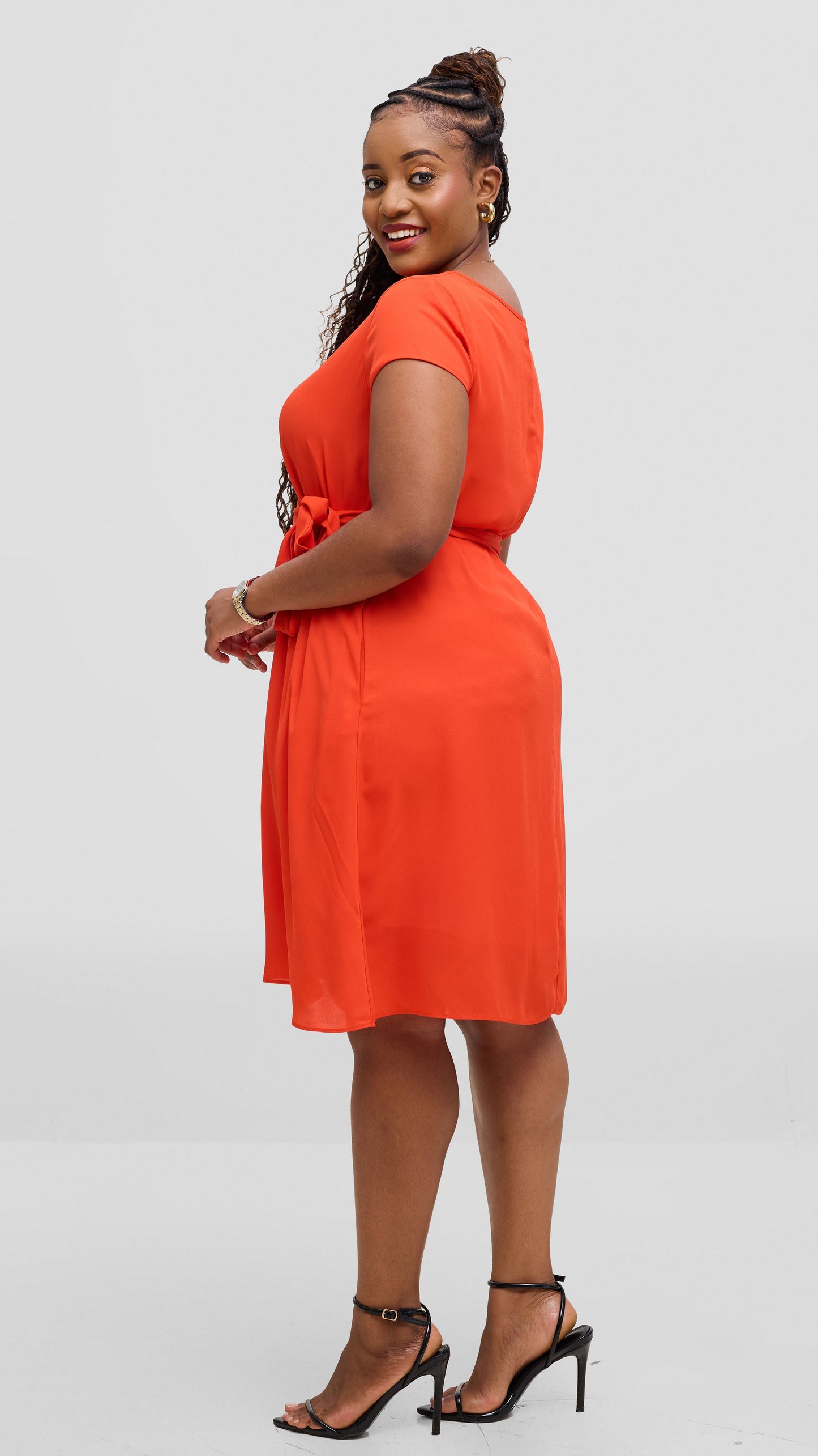Vivo Basic Knee Length Dress In Chiffon - Orange