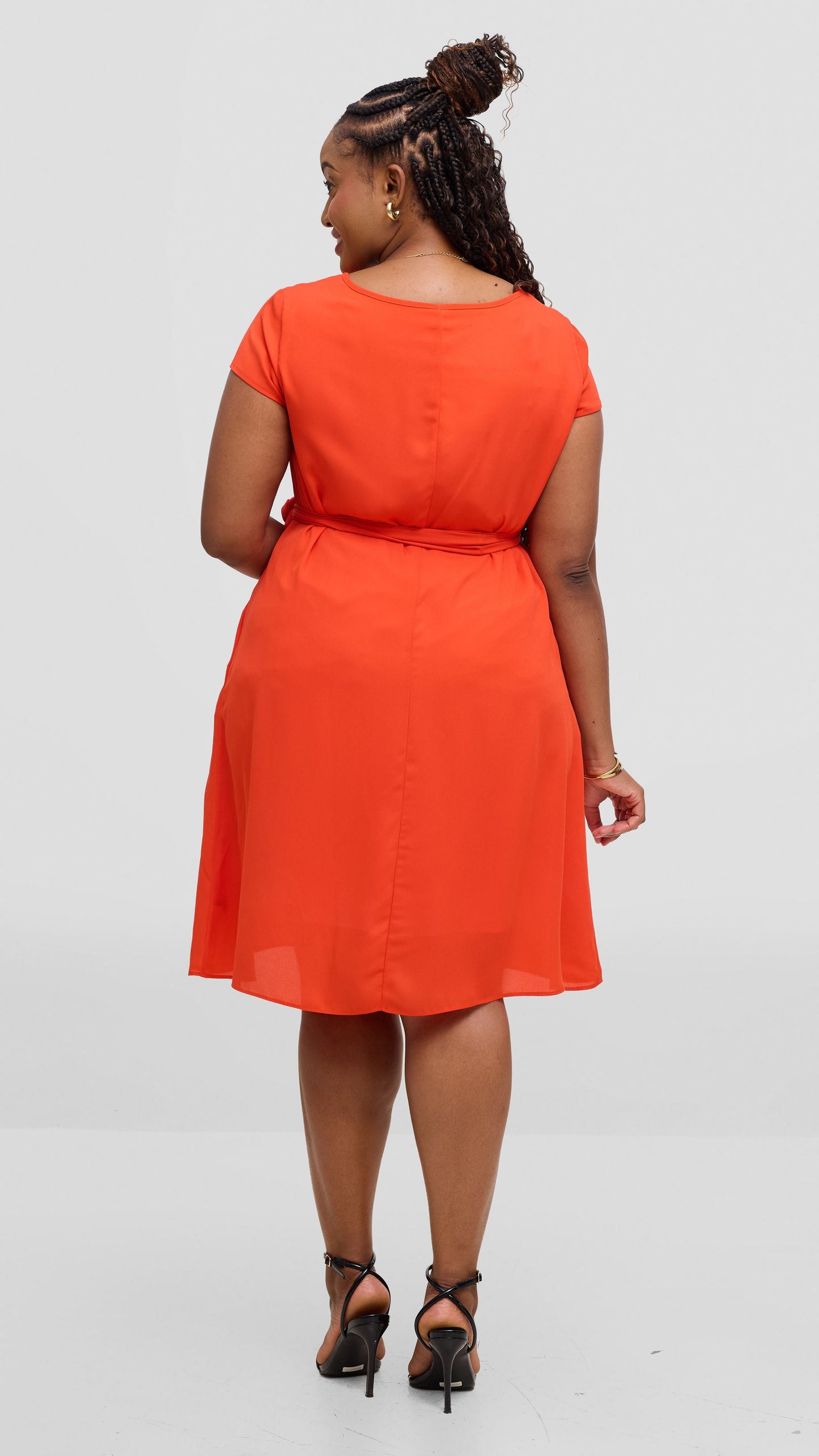Vivo Basic Knee Length Dress In Chiffon - Orange