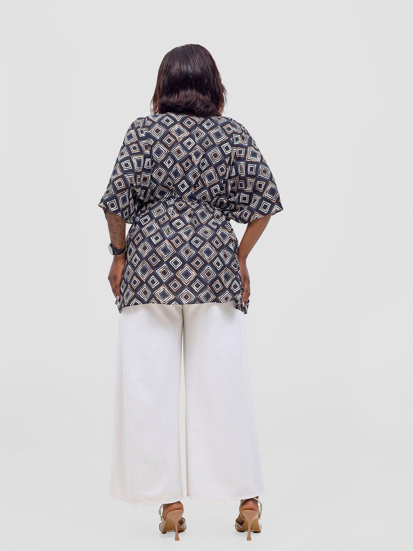 Vivo Basic Chiffon Tie Kaftan Top - Black / Taupe Api Print
