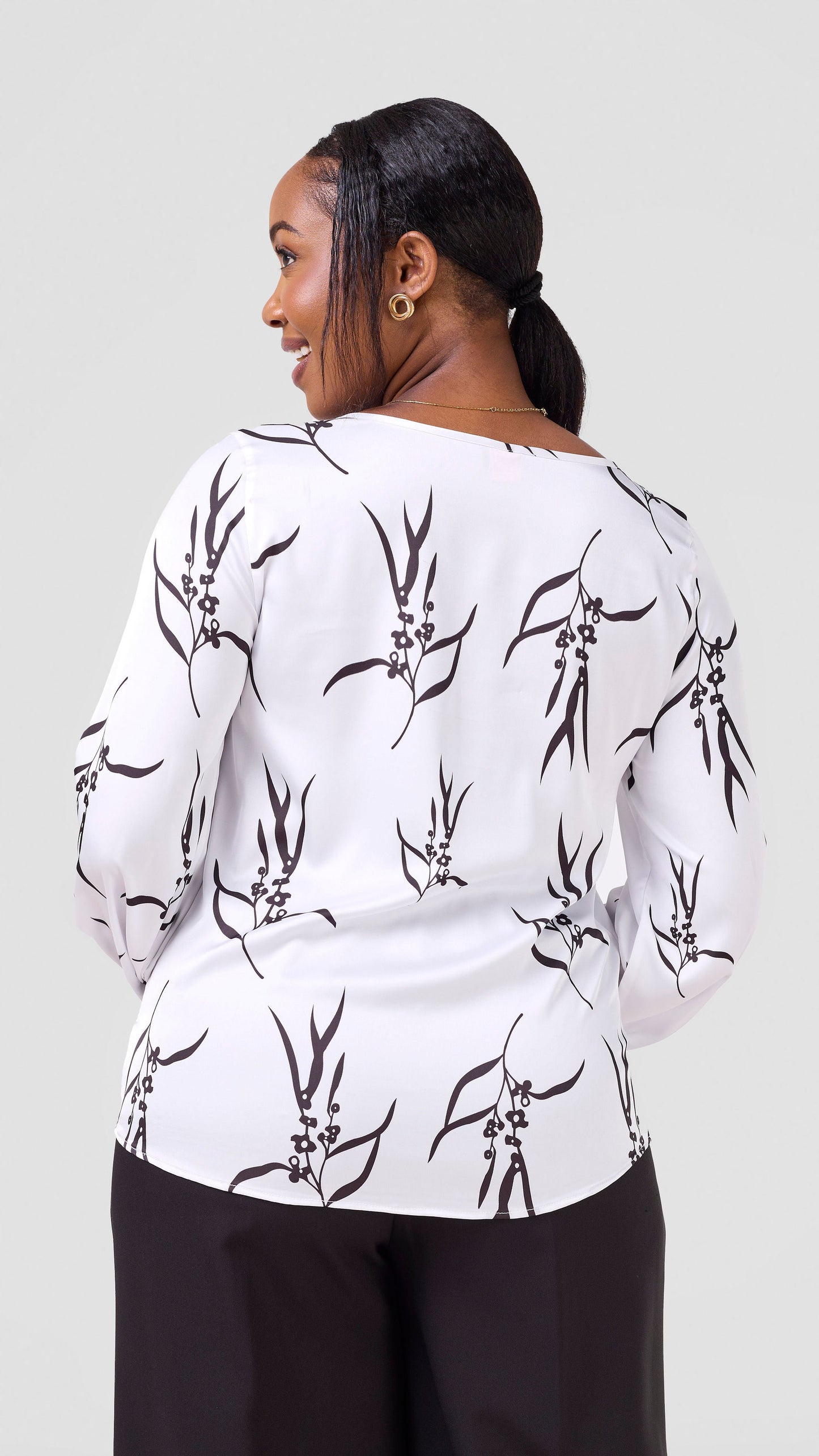 Vivo Tatili Long Sleeve Bishop Top - White / Black Kari Print