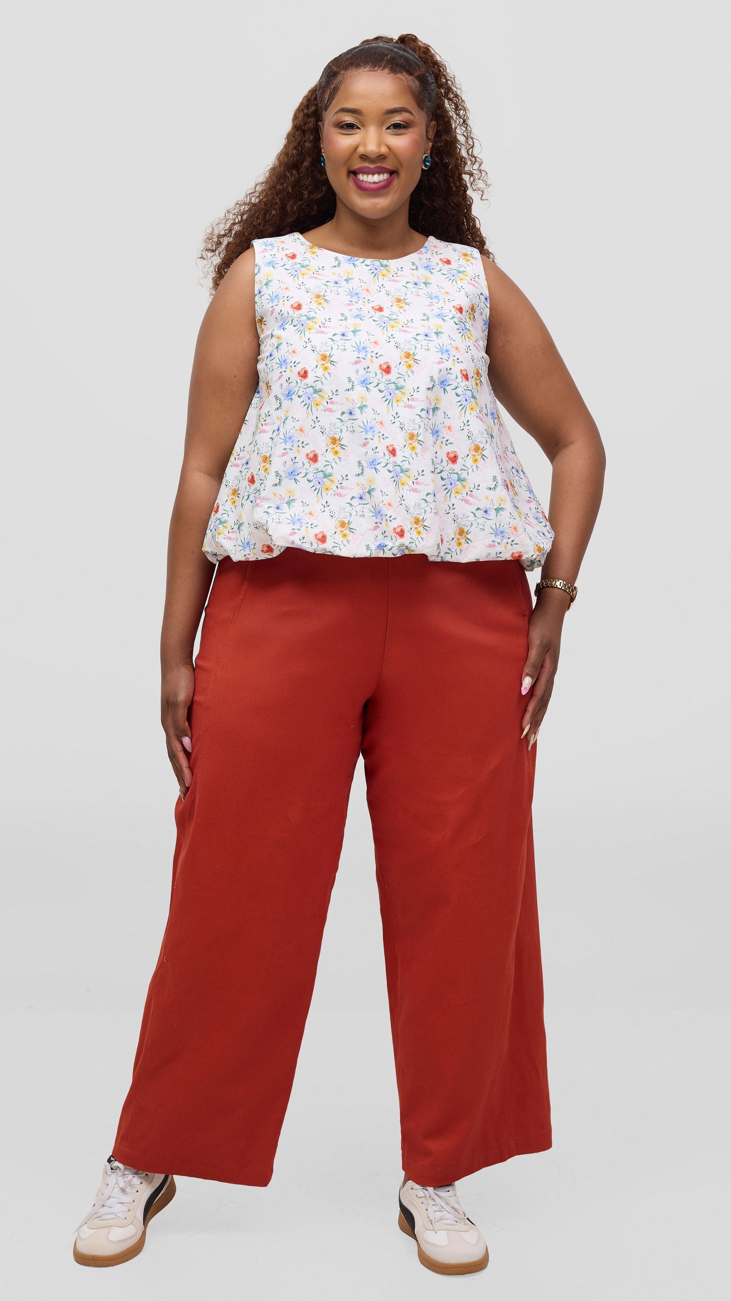 Vivo Lulu Cotton Bubble Sleeveless Top - Off White Flower Print