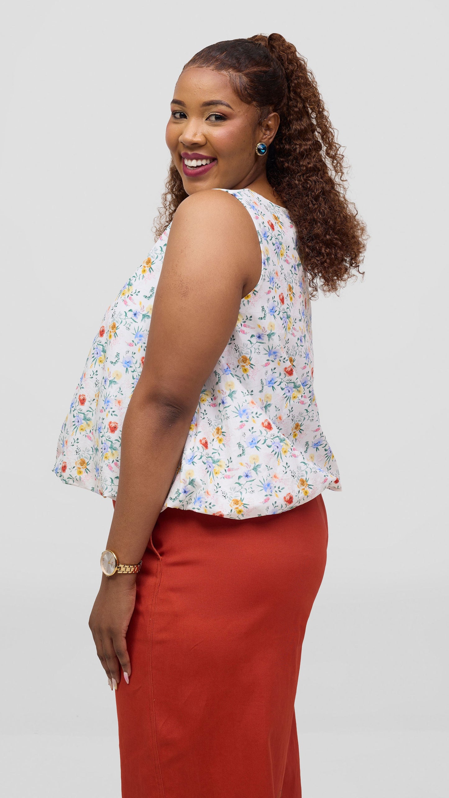 Vivo Lulu Cotton Bubble Sleeveless Top - Off White Flower Print