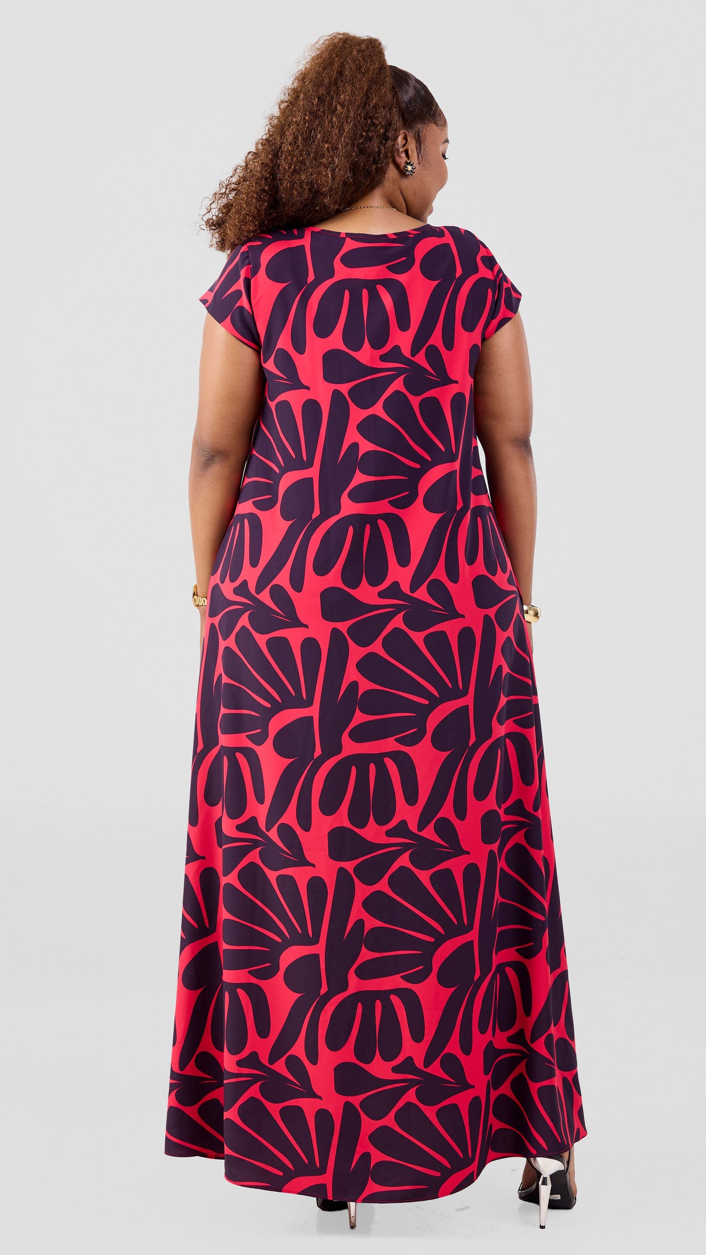 Vivo Sakari Cap Sleeve Maxi Dress - Pink / Navy Amari Print
