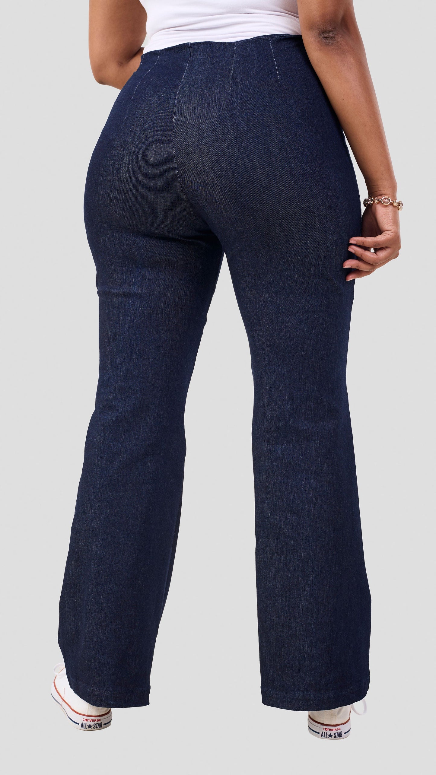 Vivo Lulu Flared Pants In Denim  - Navy