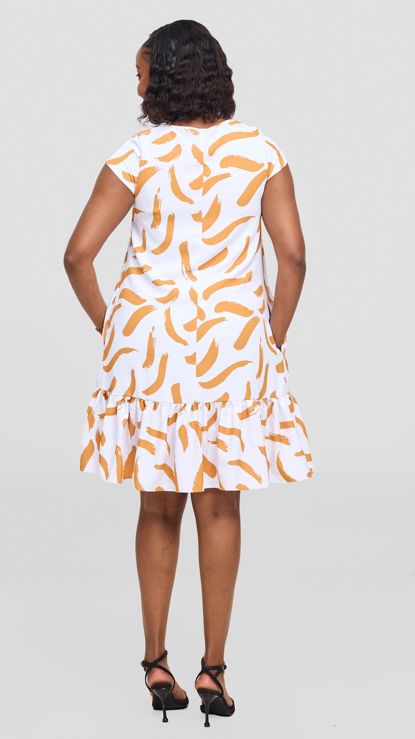 Vivo Dalia Cap Sleeve Gathered Dress - White / Mustard Nasi Print