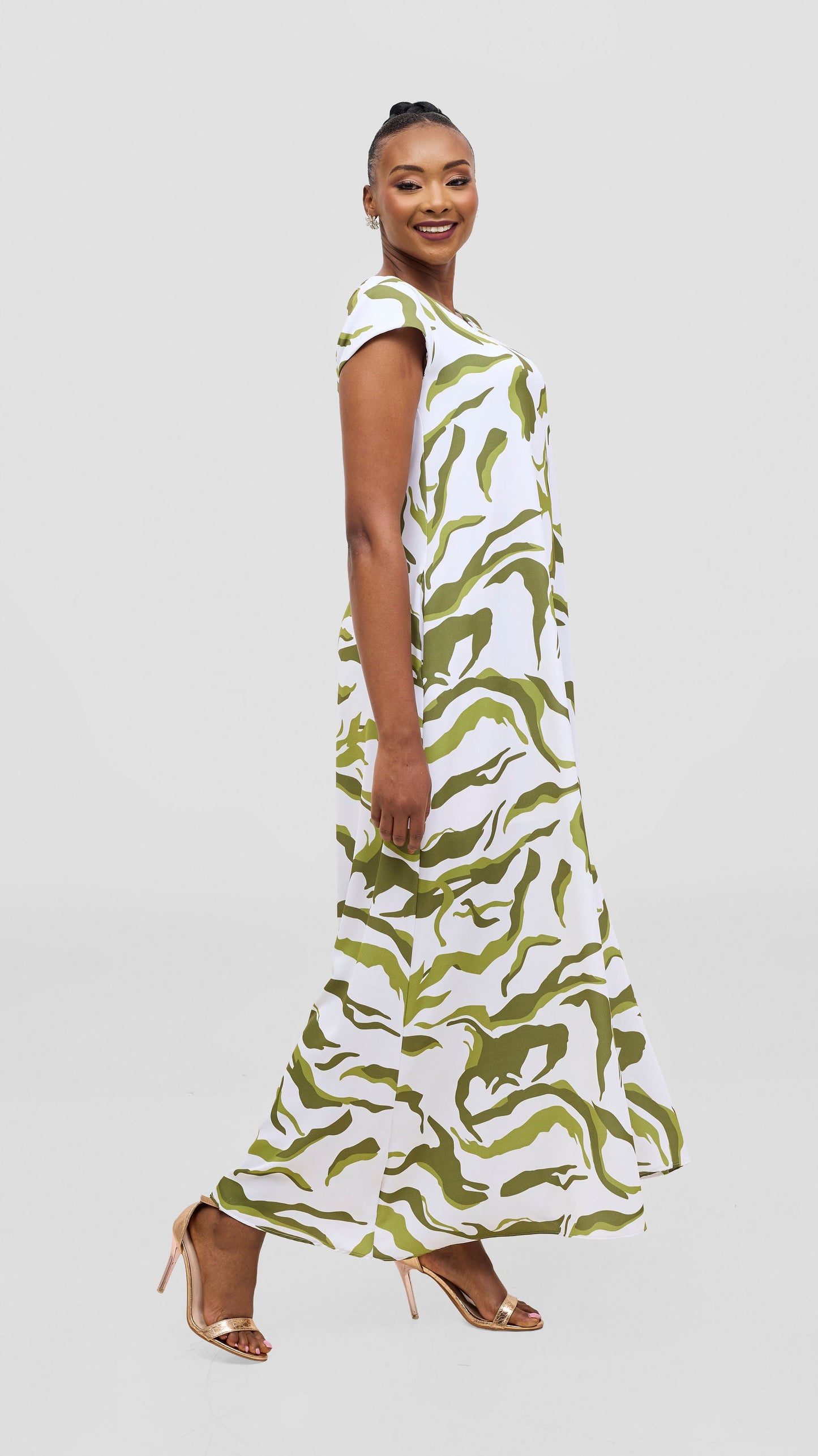 Vivo Basic Round Neck Maxi Dress - White / Green Ika Print
