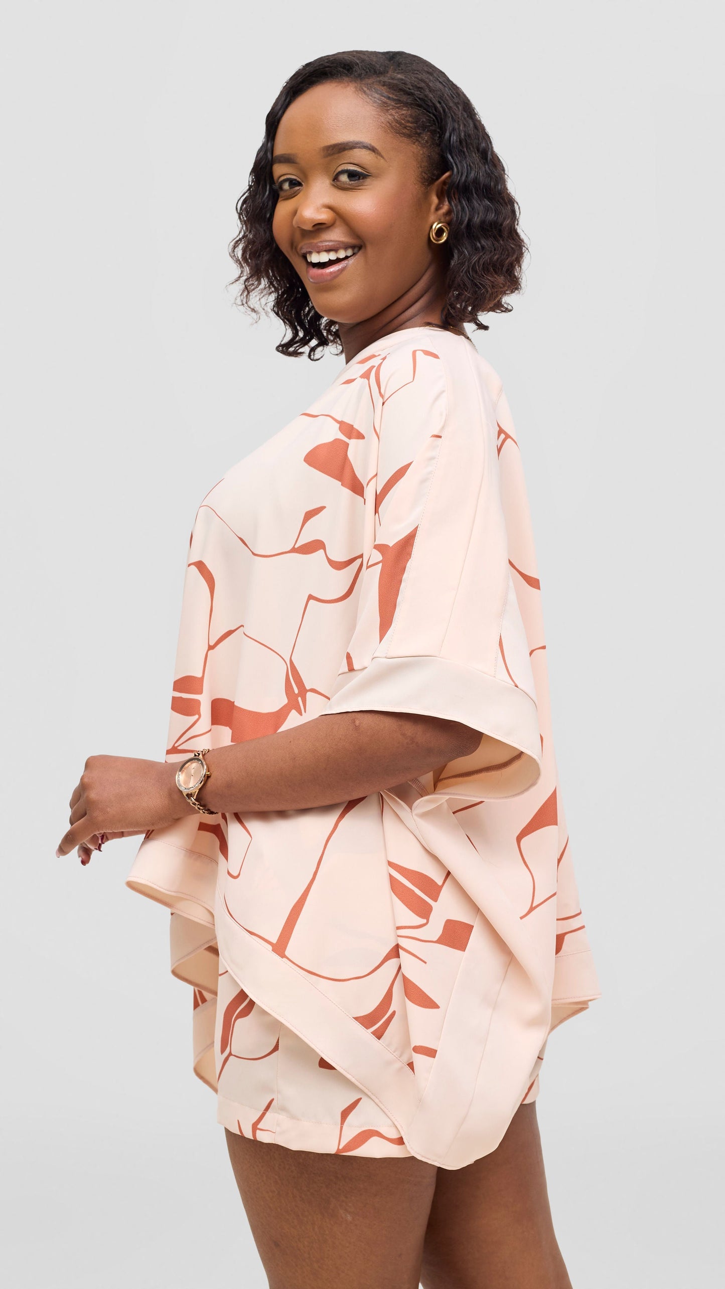 Vivo Liora Kaftan Top - Cream / Coral Ziza Print