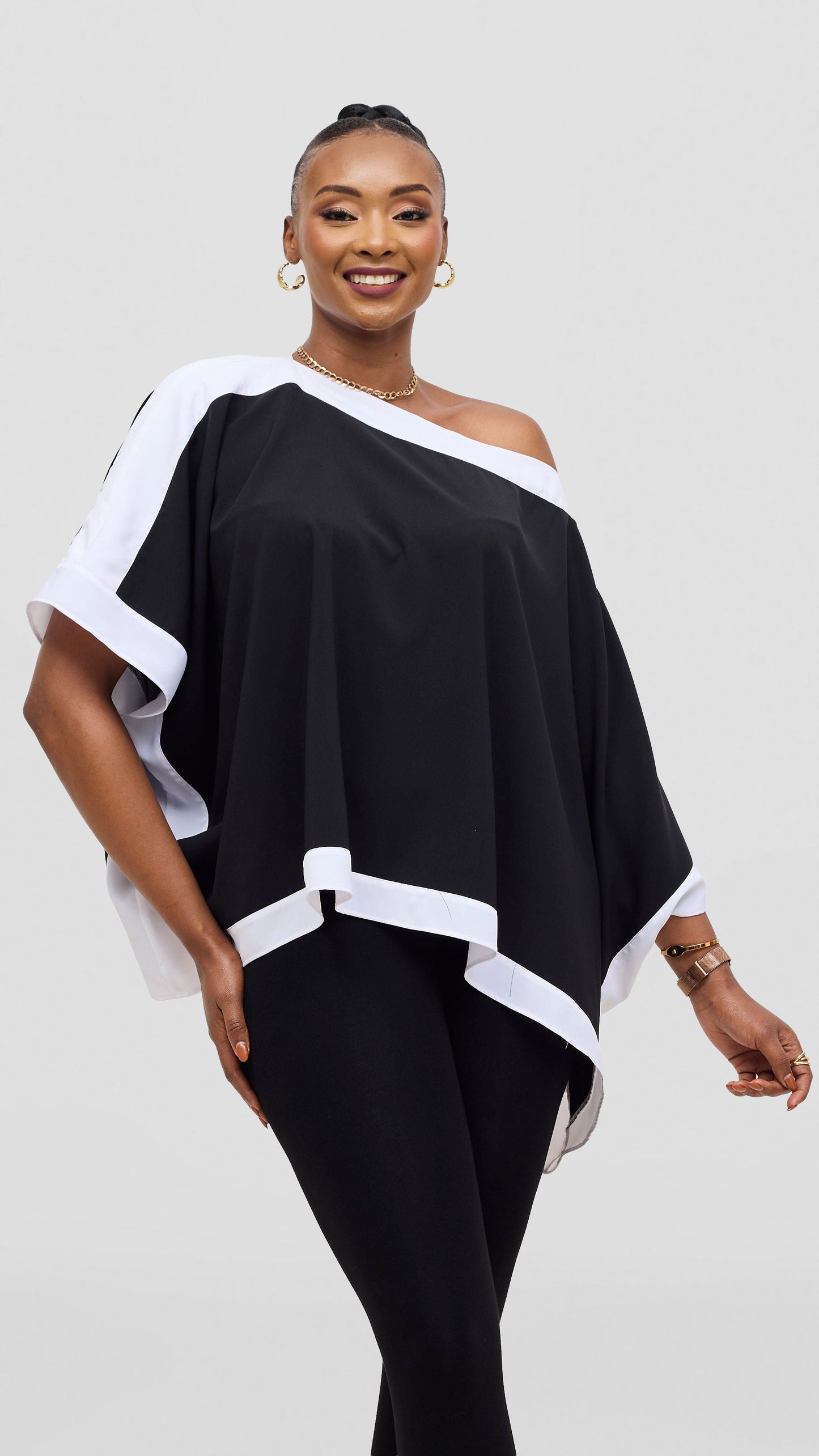 Vivo Liora Kaftan Top - Black