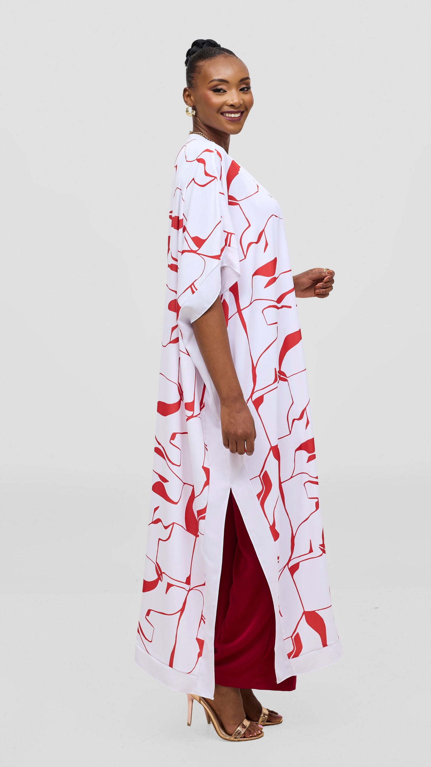 Vivo Liora Maxi Kimono - White / Red Ziza Print