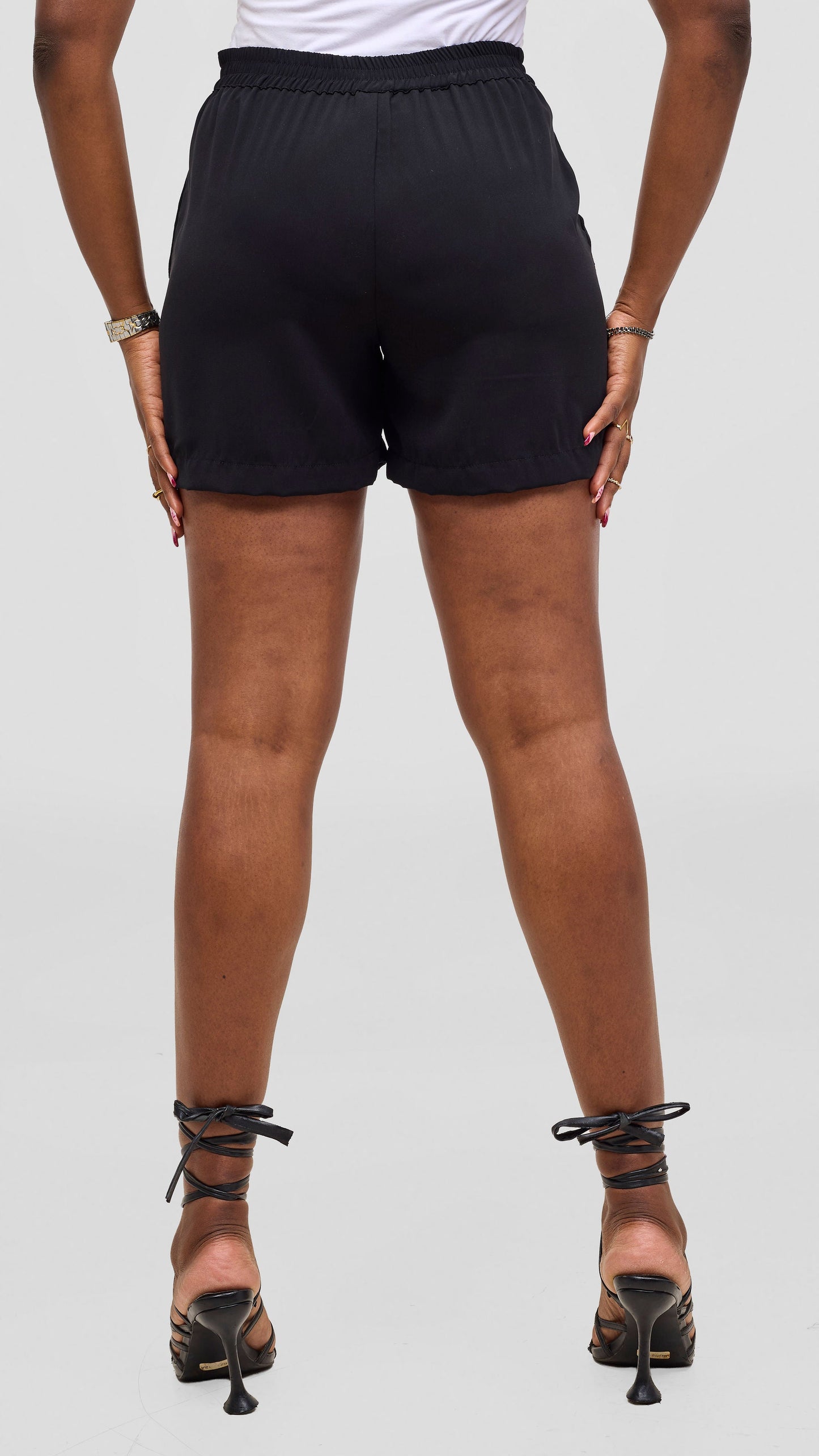 Vivo Liora Shorts - Black