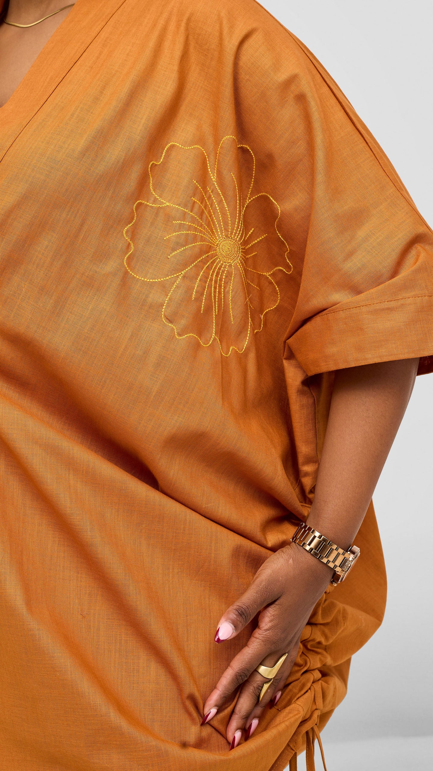 Safari by Vivo Zehra Embroidered Linen Kimono - Rust