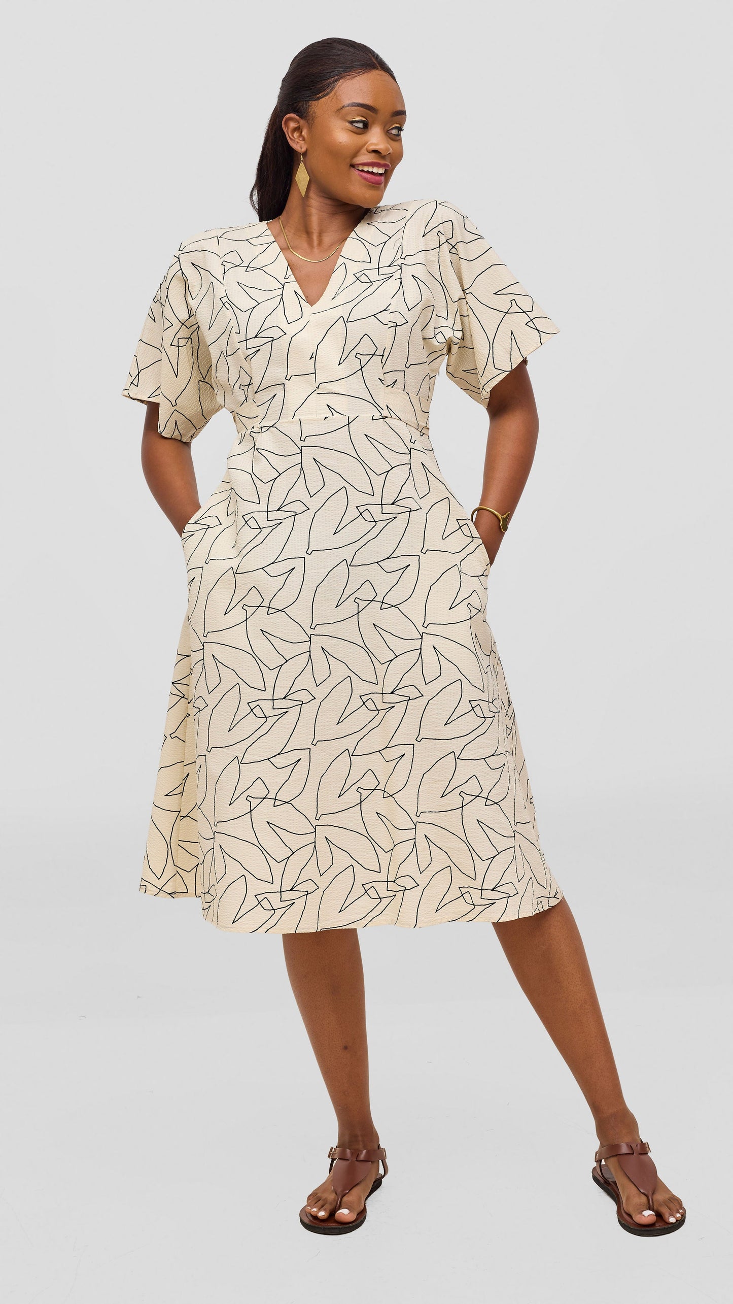 Safari by Vivo Zehra Tie Waist Kimono Dress - Cream / Black Print