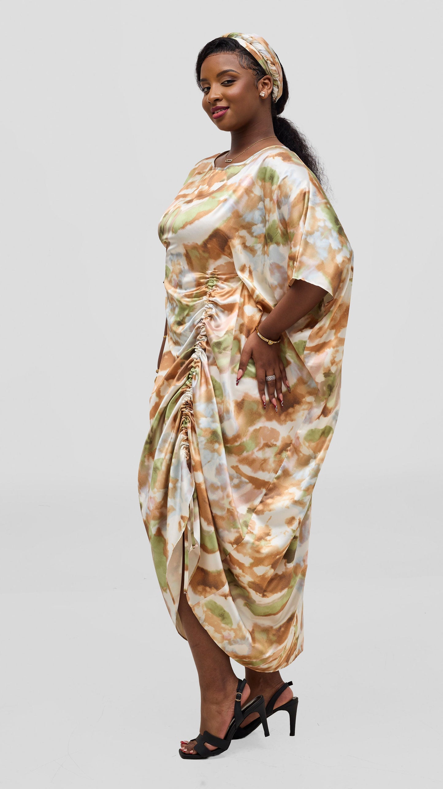 Vivo Liora Side Drawstring Kaftan Dress - Cream / Brown Print