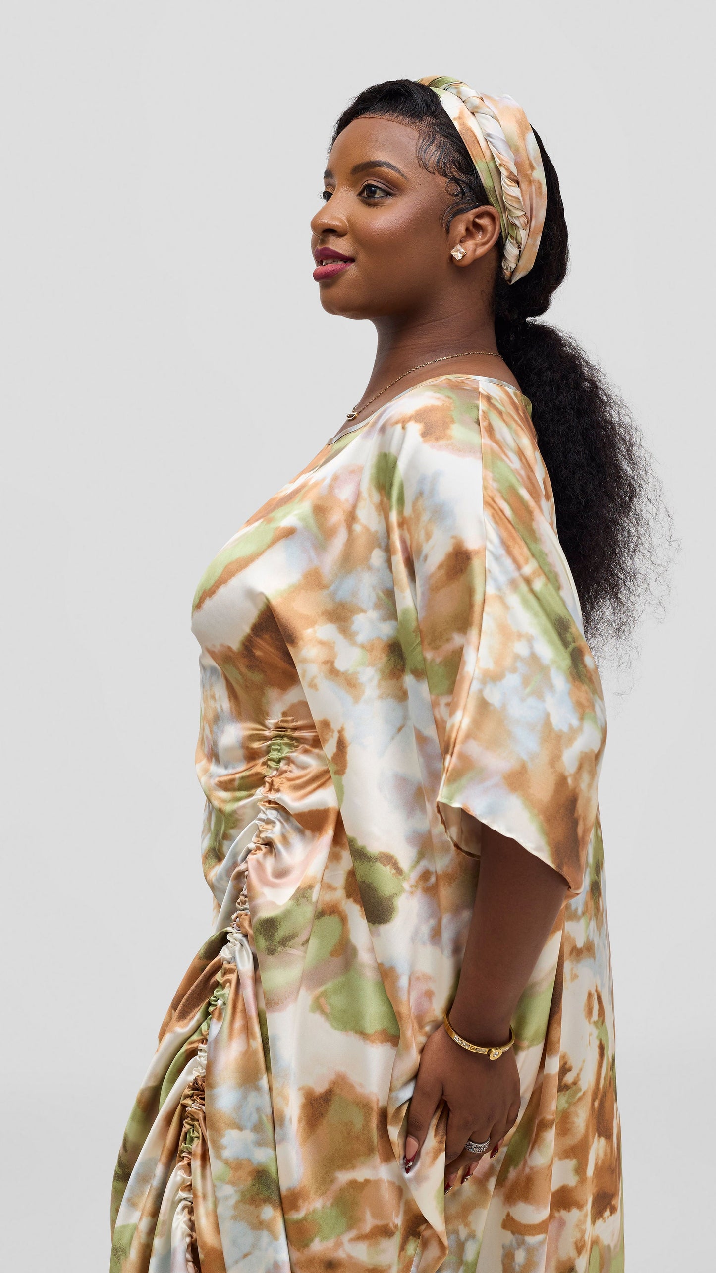 Vivo Liora Side Drawstring Kaftan Dress - Cream / Brown Print