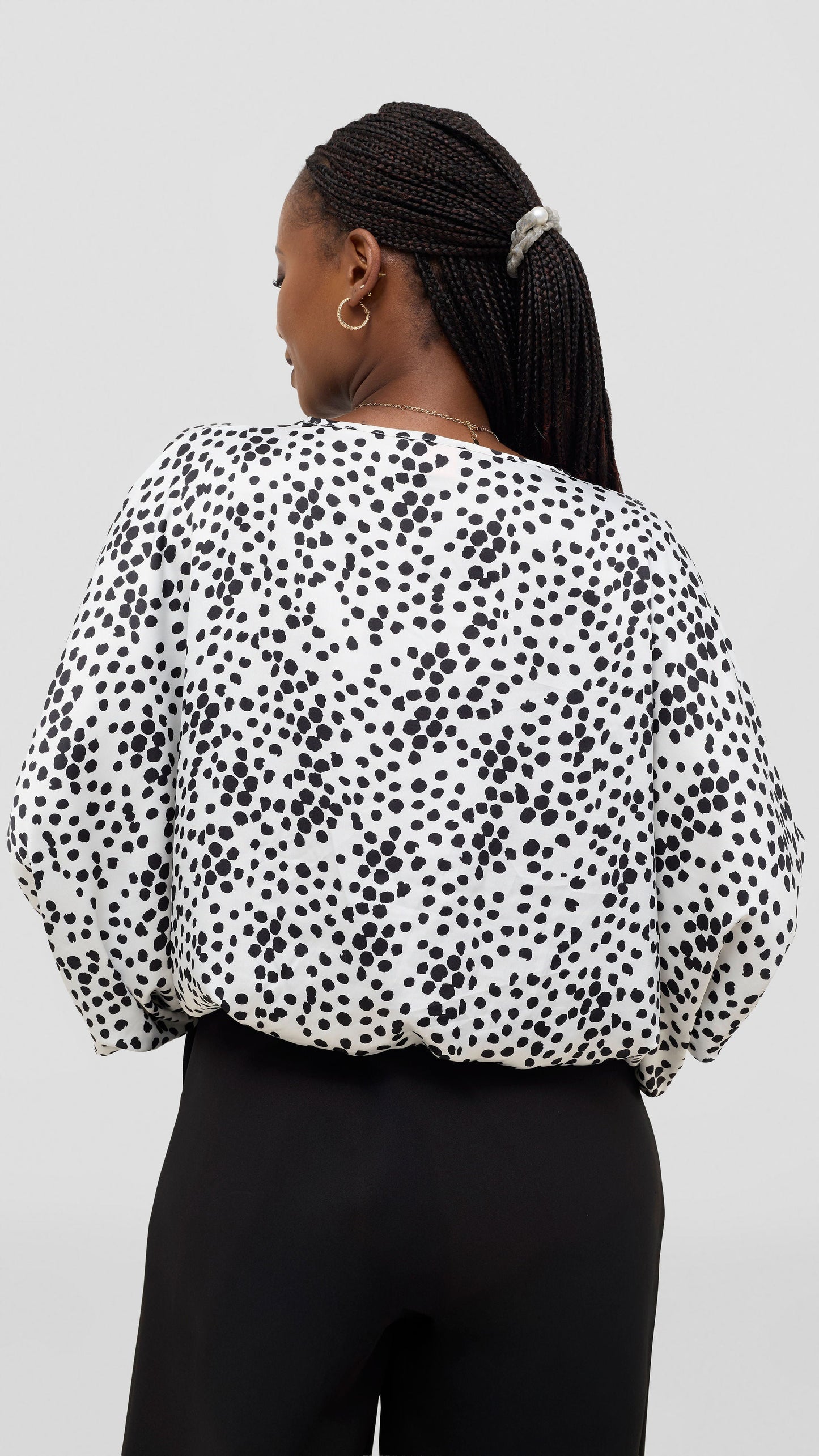 Vivo Sawari Crossed Cuff Batwing Top - White / Black Polka