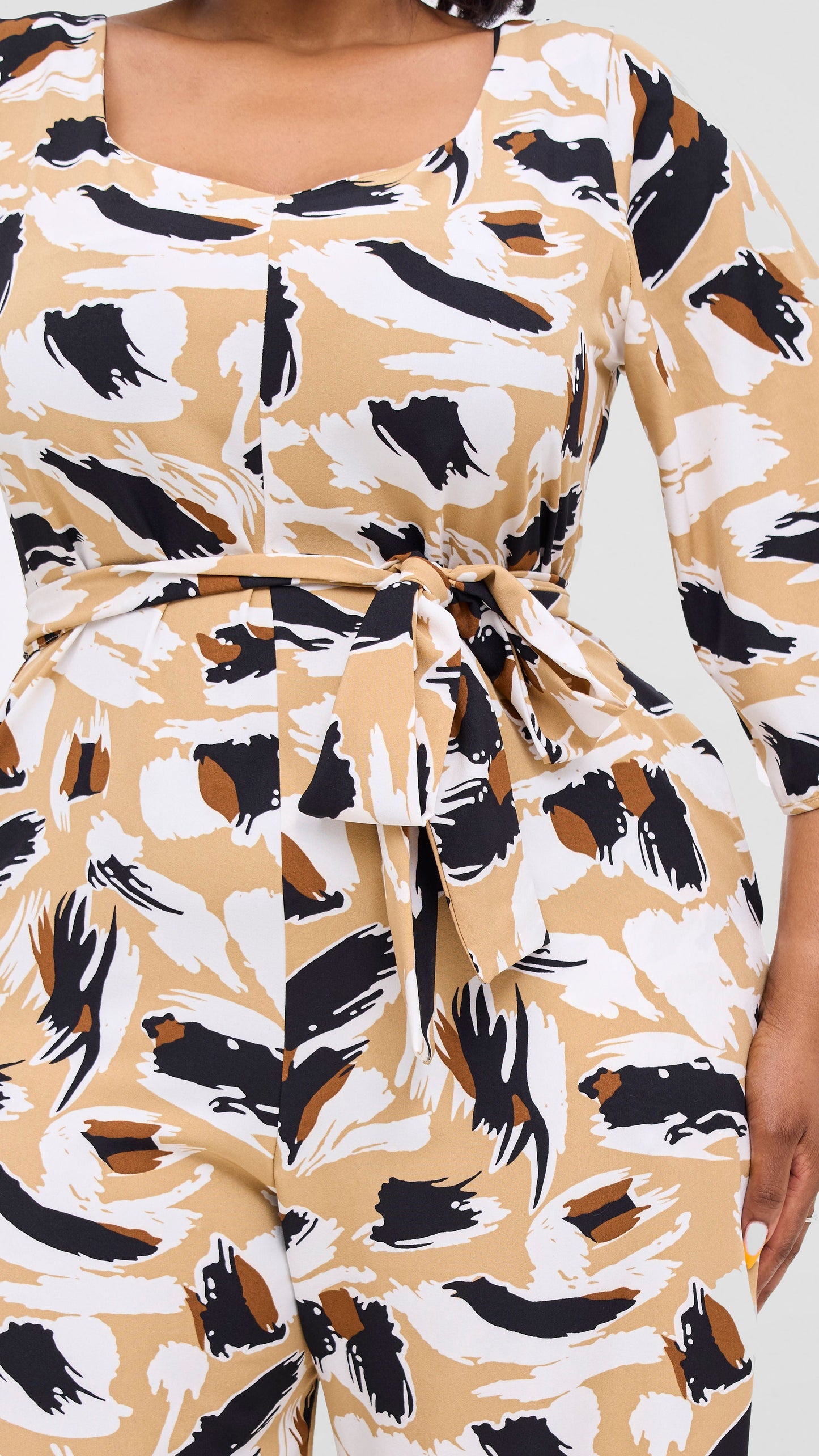 Vivo Zahari Sweatheart Neck Jumpsuit - Taupe / White Print