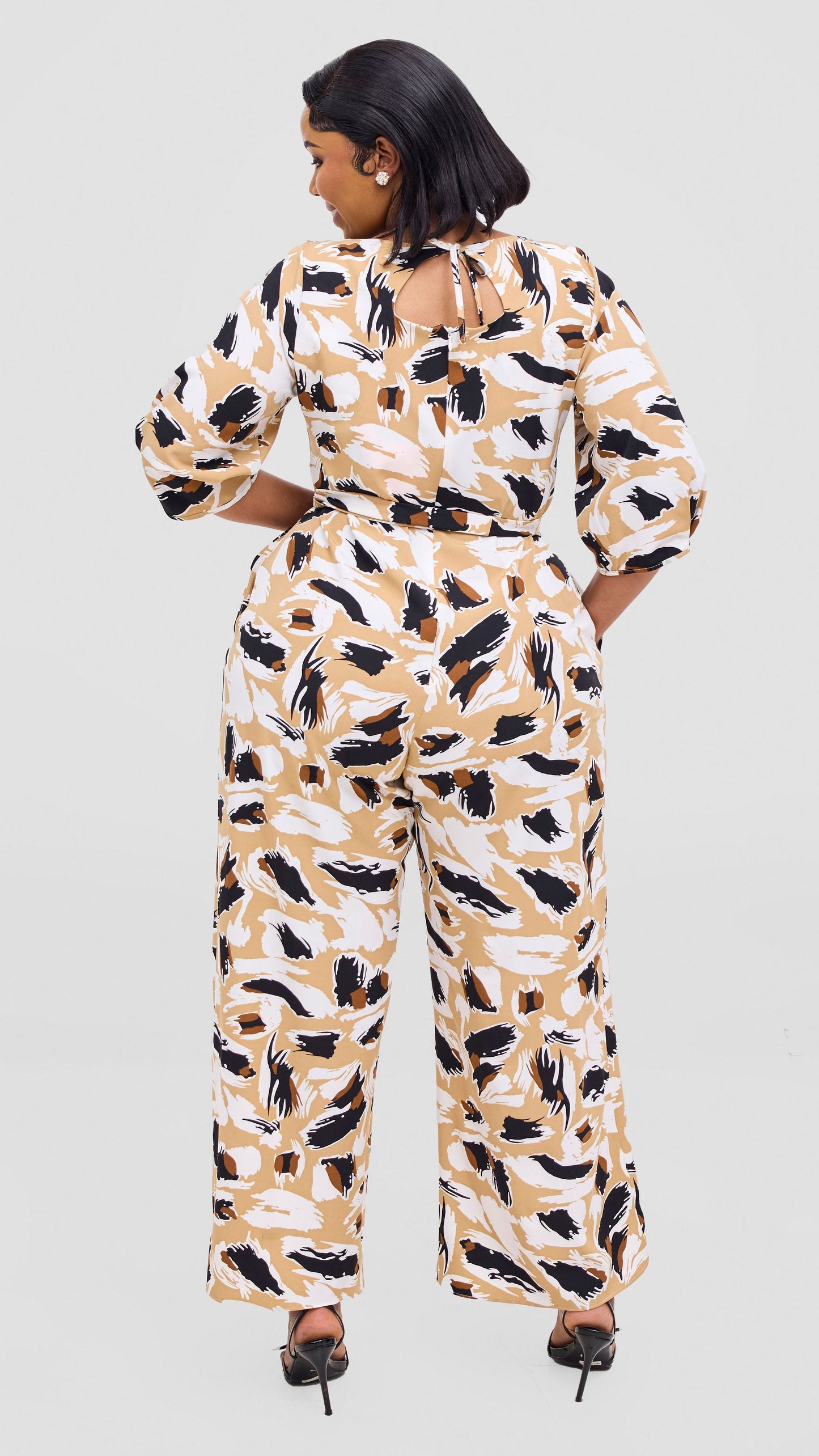 Vivo Zahari Sweatheart Neck Jumpsuit - Taupe / White Print