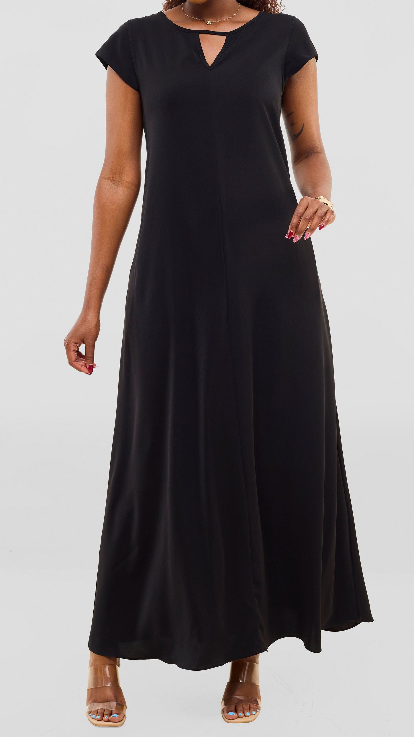Vivo Sakari Cap Sleeve Maxi Dress - Black