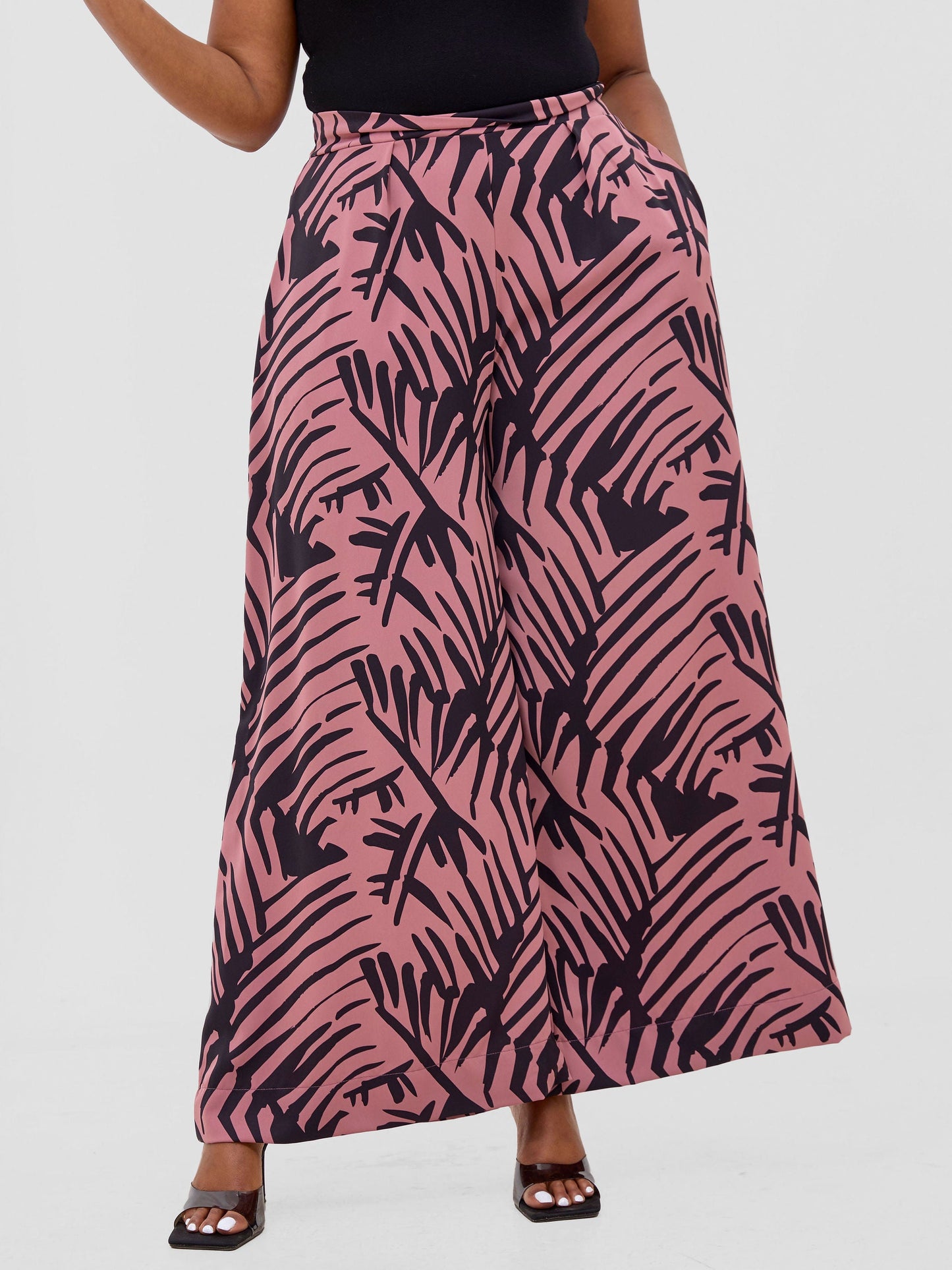 Vivo Ayla Crepe Pants - Light Dust Pink / Black Lala Print