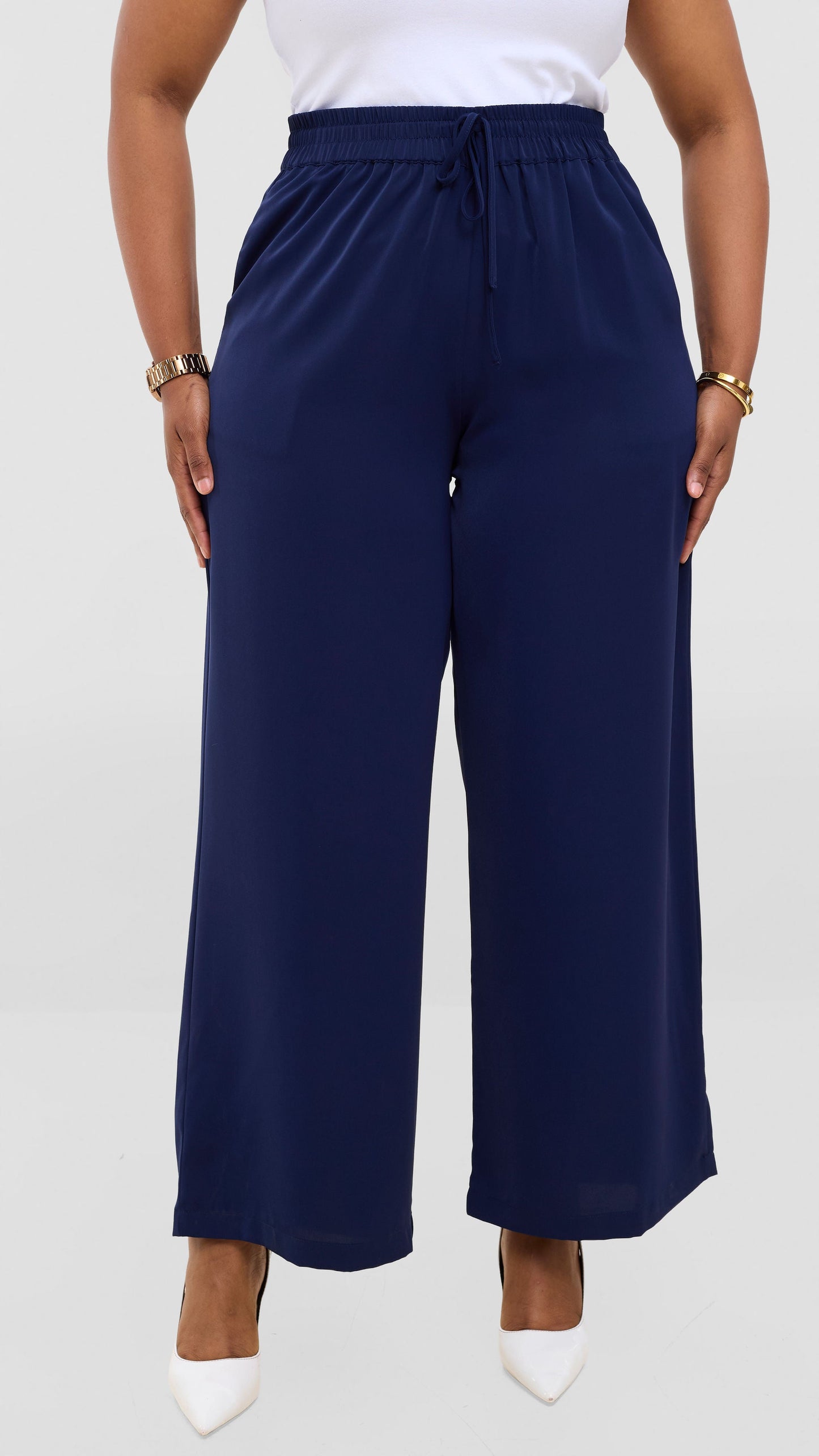 Vivo Essi Wide Leg Pants In Satin - Navy