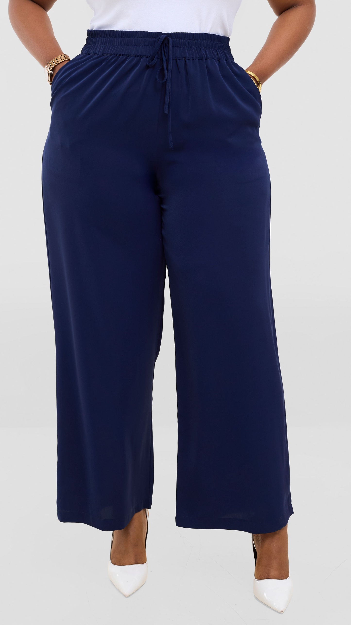 Vivo Essi Wide Leg Pants In Satin - Navy