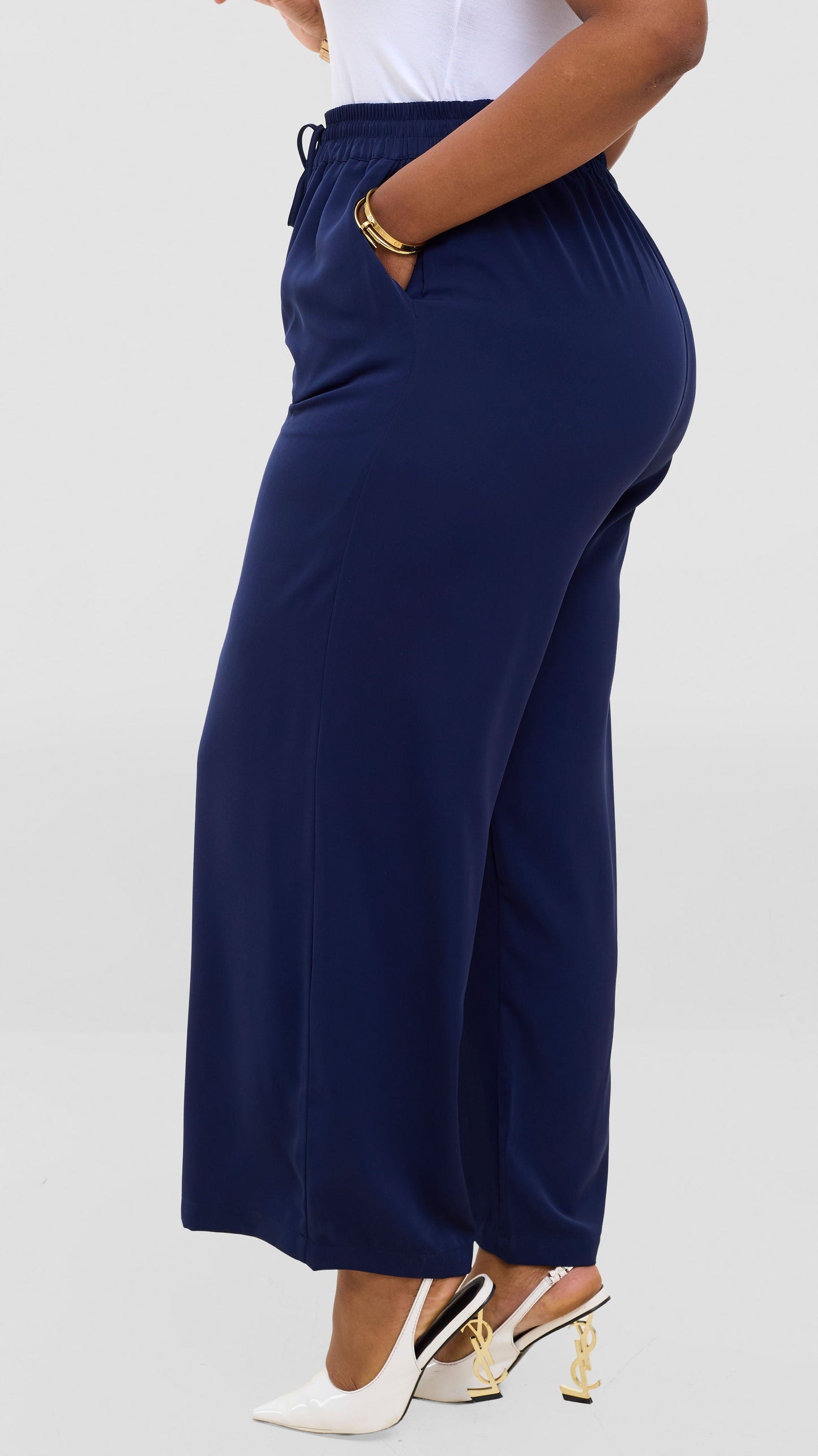 Vivo Essi Wide Leg Pants In Satin - Navy