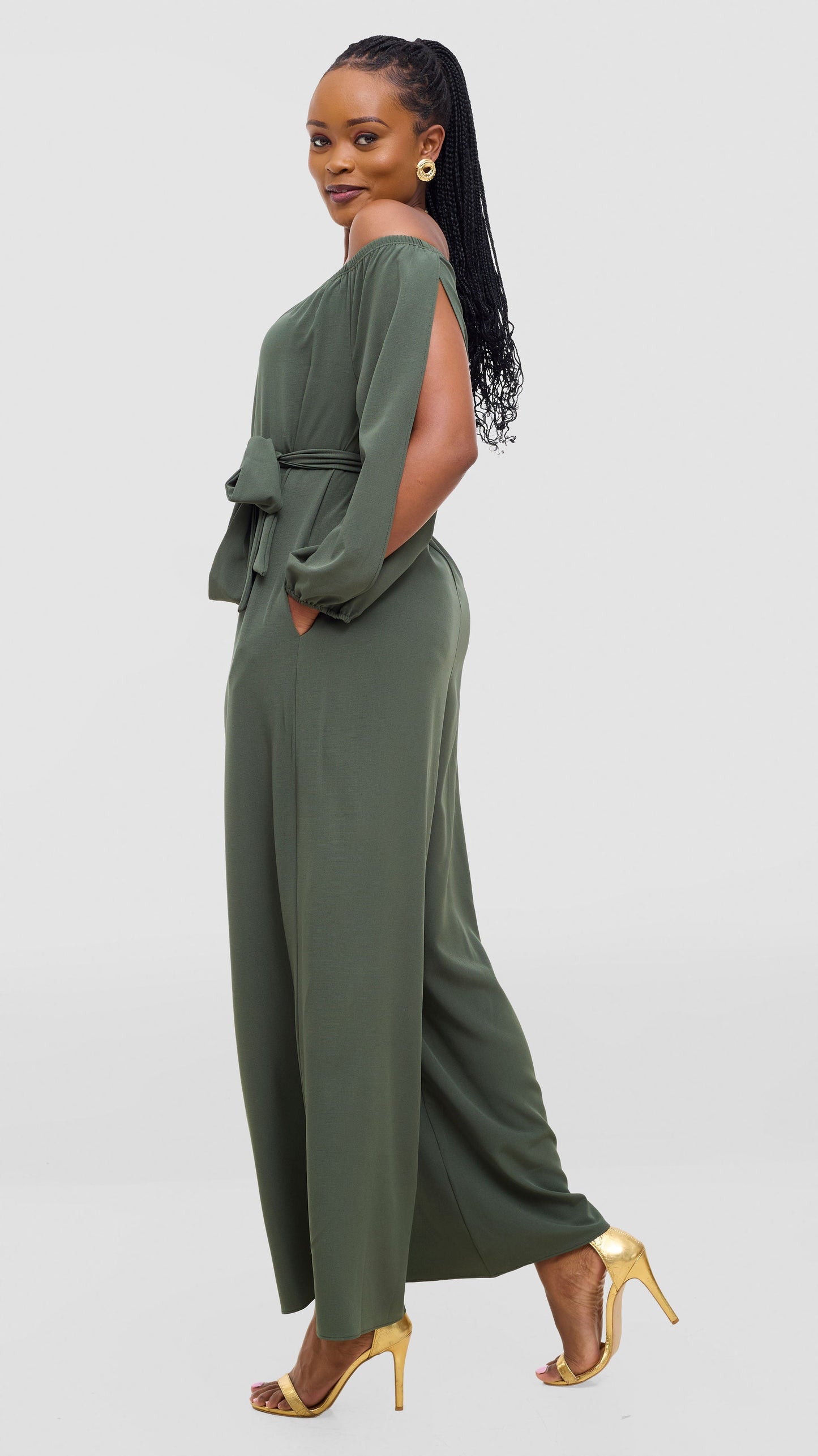 Vivo Yumi Off Shoulder Jumpsuit In Crepe - Dark Green