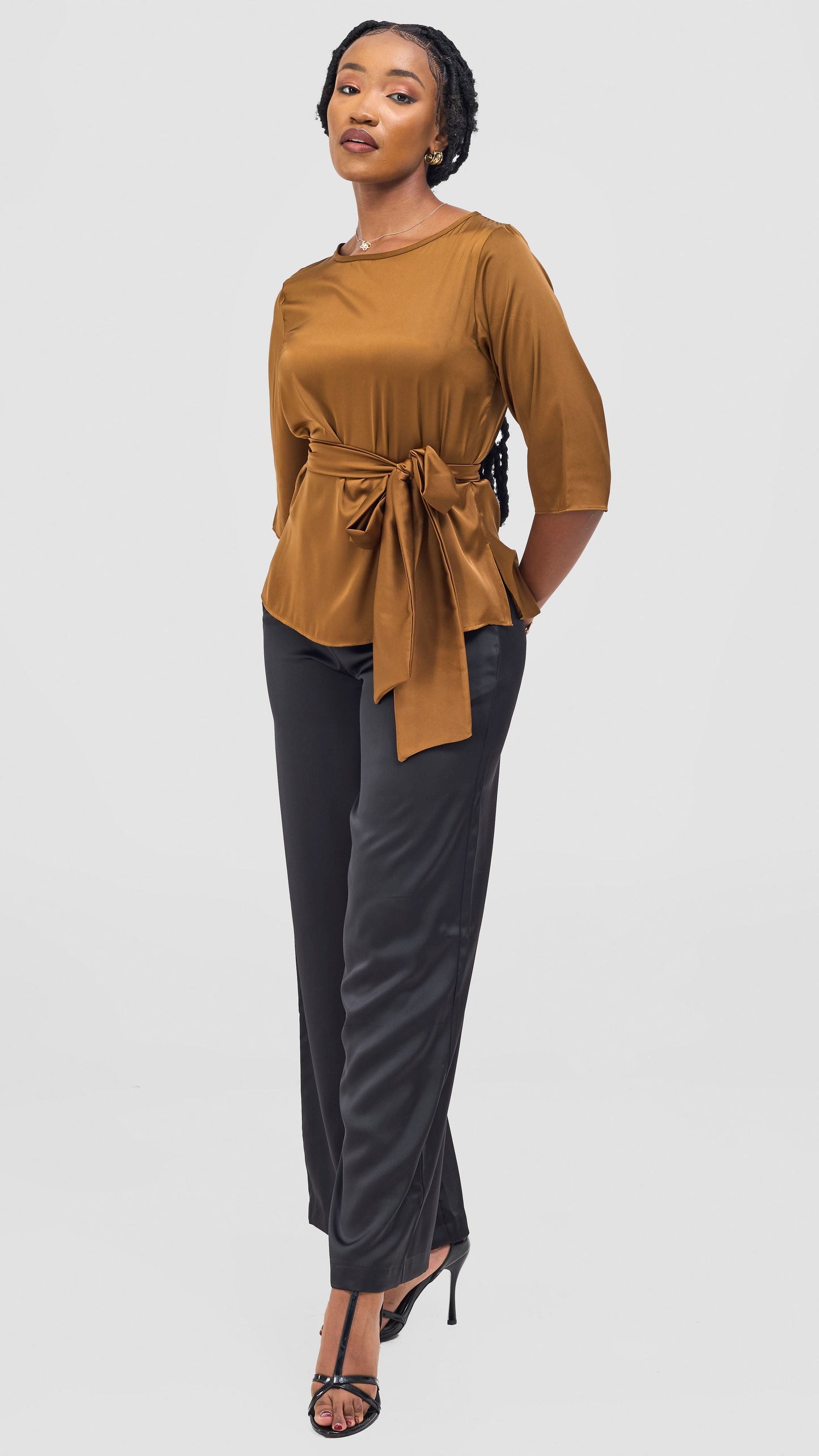 Vivo Takali 3/4 Sleeve Tie Top - Light Brown