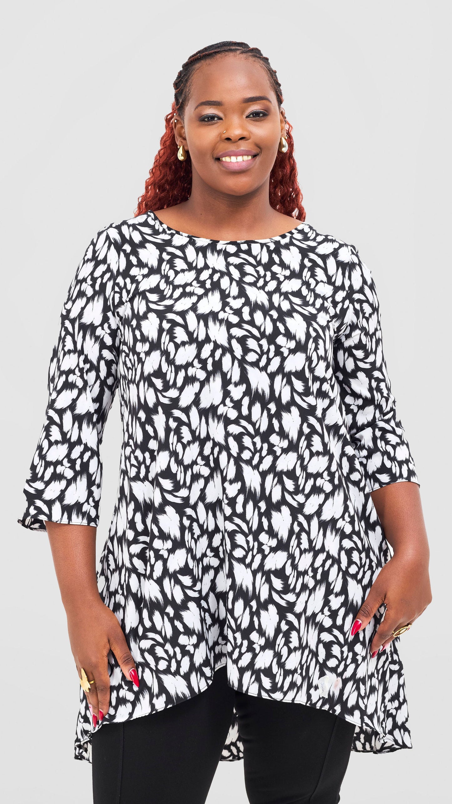 Vivo Maisha 3/4 Sleeve High Low Top - Black / White Print