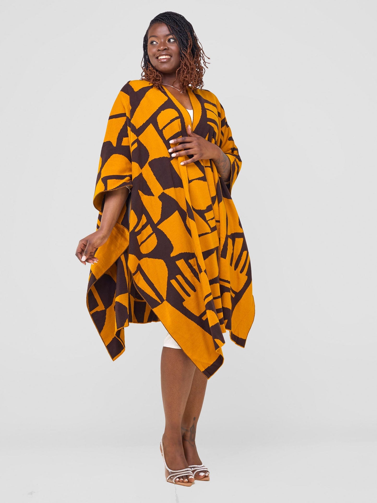 Vivo Reversible Poncho without Fringes - Mustard / Chocolate Brown Samba Print