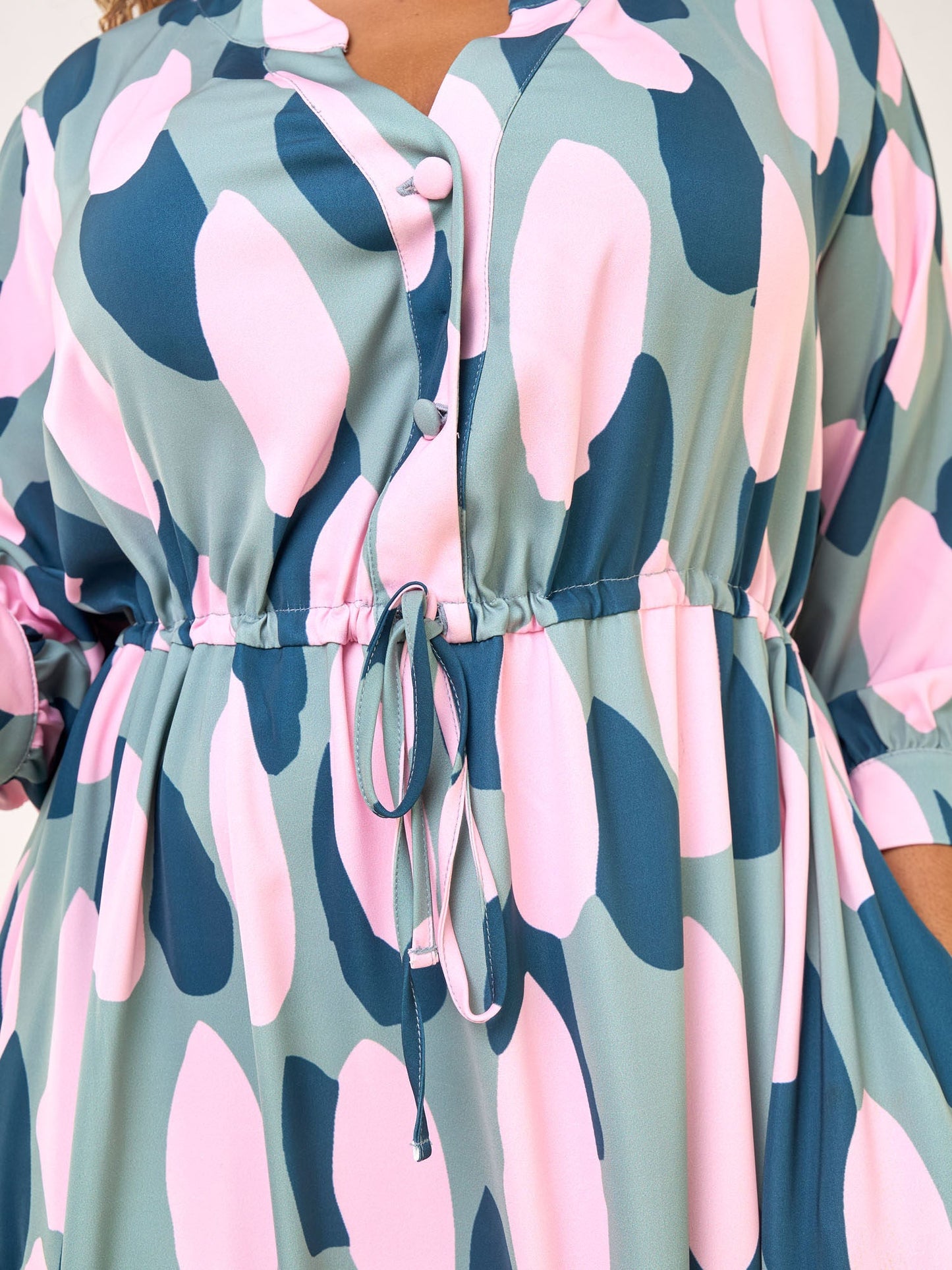 Vivo Hadiya Gathered Maxi Dress - Olive / Teal Diya Print