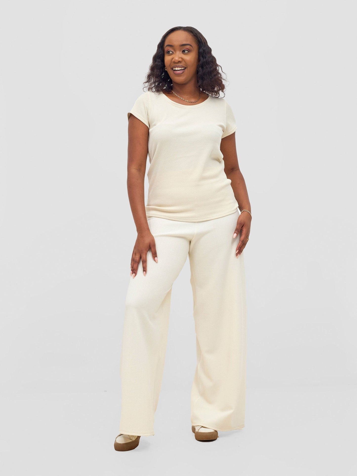 Vivo Chela Basic Cap Sleeve Top - Buttermilk