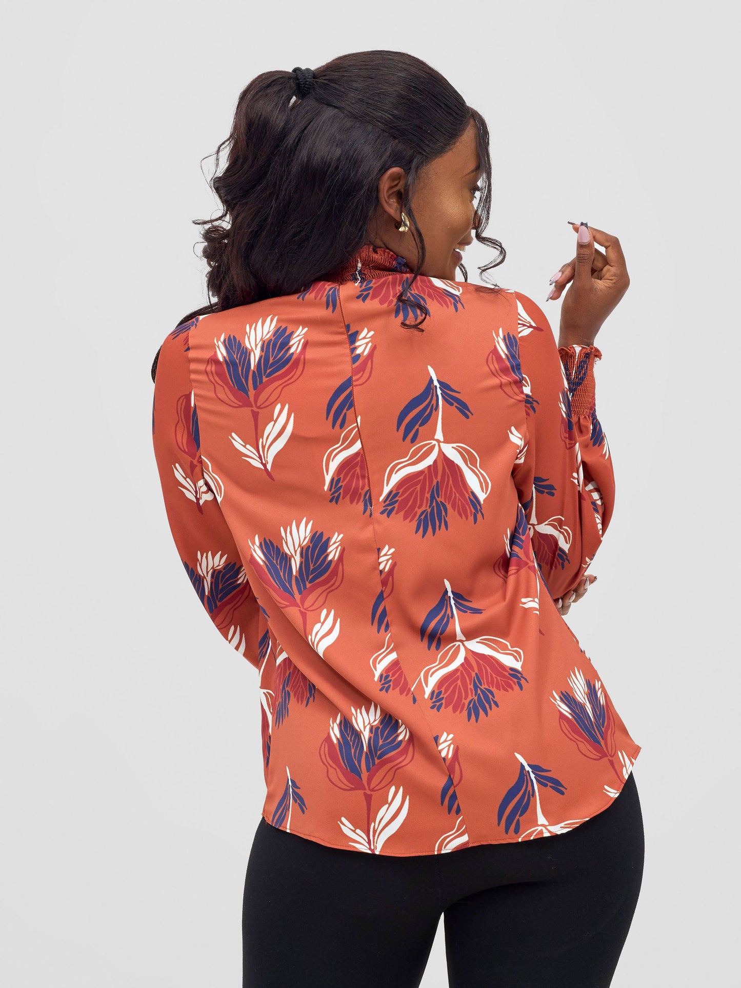 Vivo Ayah Bishop Sleeve Mock Neck Top - Rust / Navy Yana Print