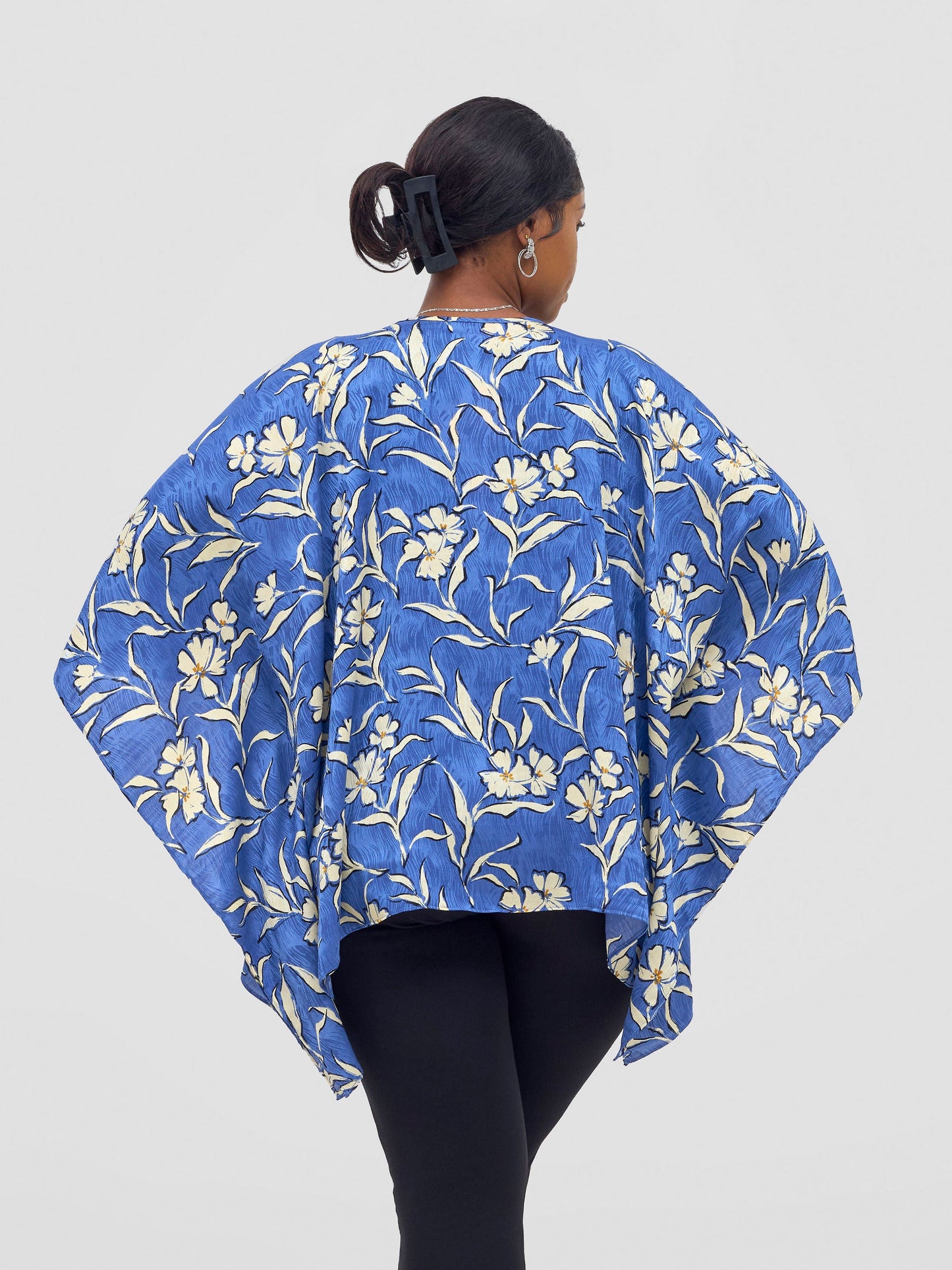 Vivo Ayana Wide Top - Blue / Off-White Hua Print