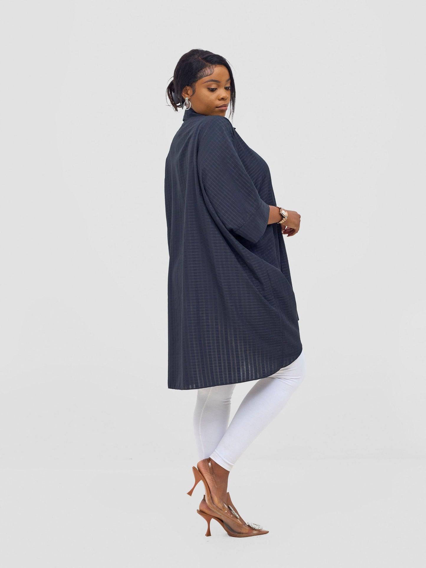 Vivo Mistari 3/4 Sleeve  V - Neck Collared Tunic Top - Black stripes