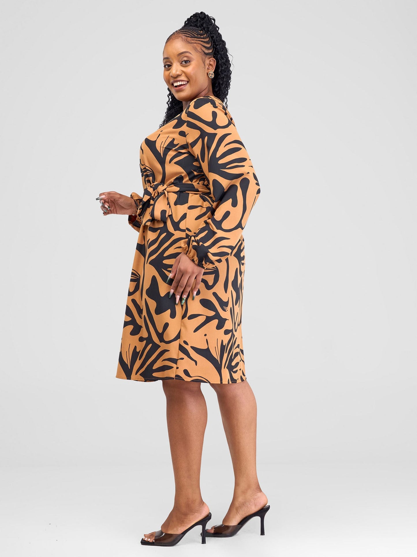 Vivo Zahari Shift Dress - Mustard / Black Zari Print